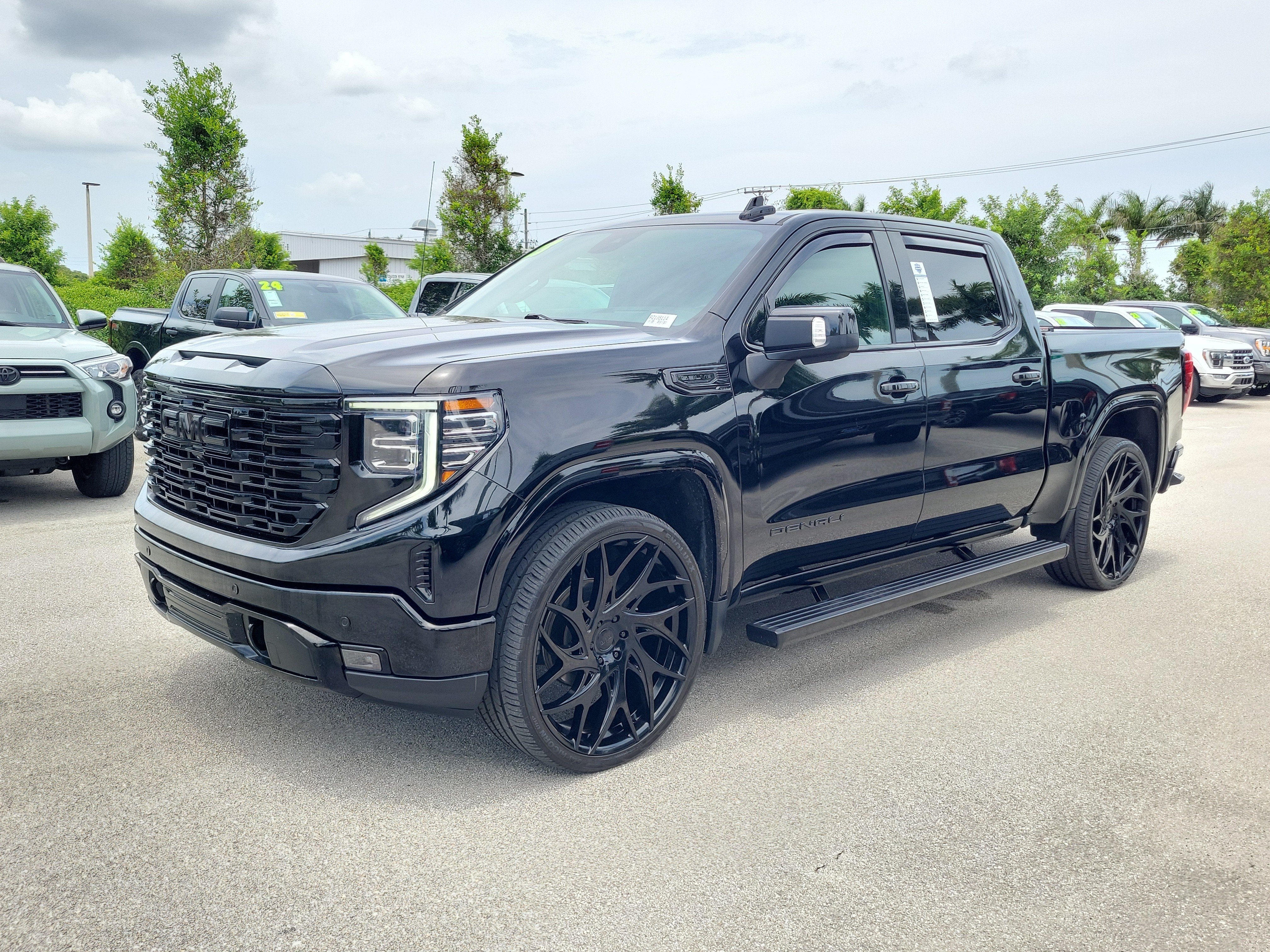 2023 GMC Sierra 1500 Denali