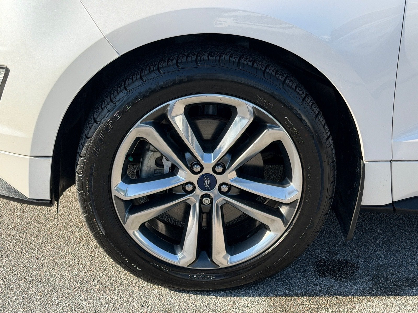 2017 Ford Edge Sport