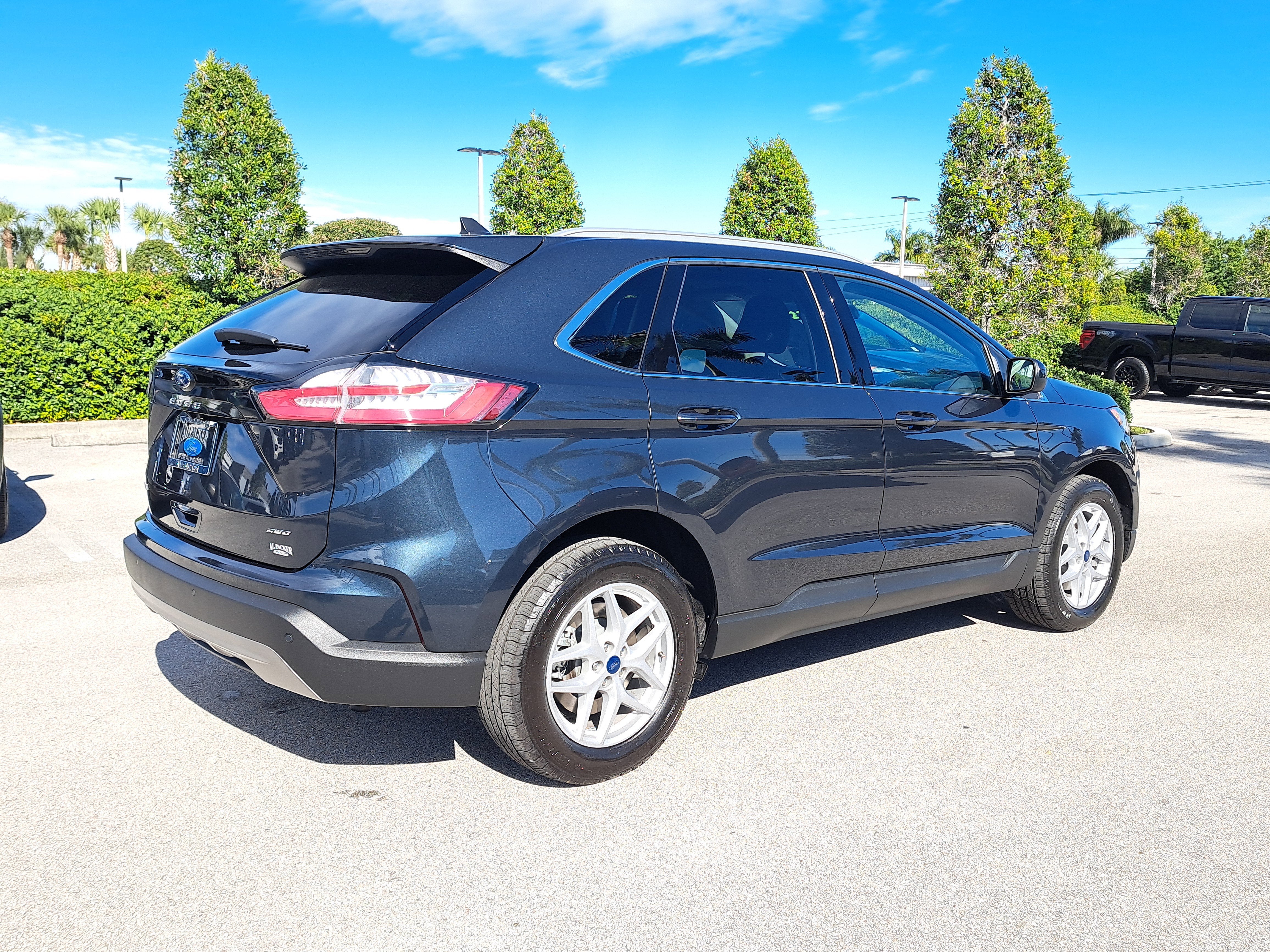 2022 Ford Edge SEL