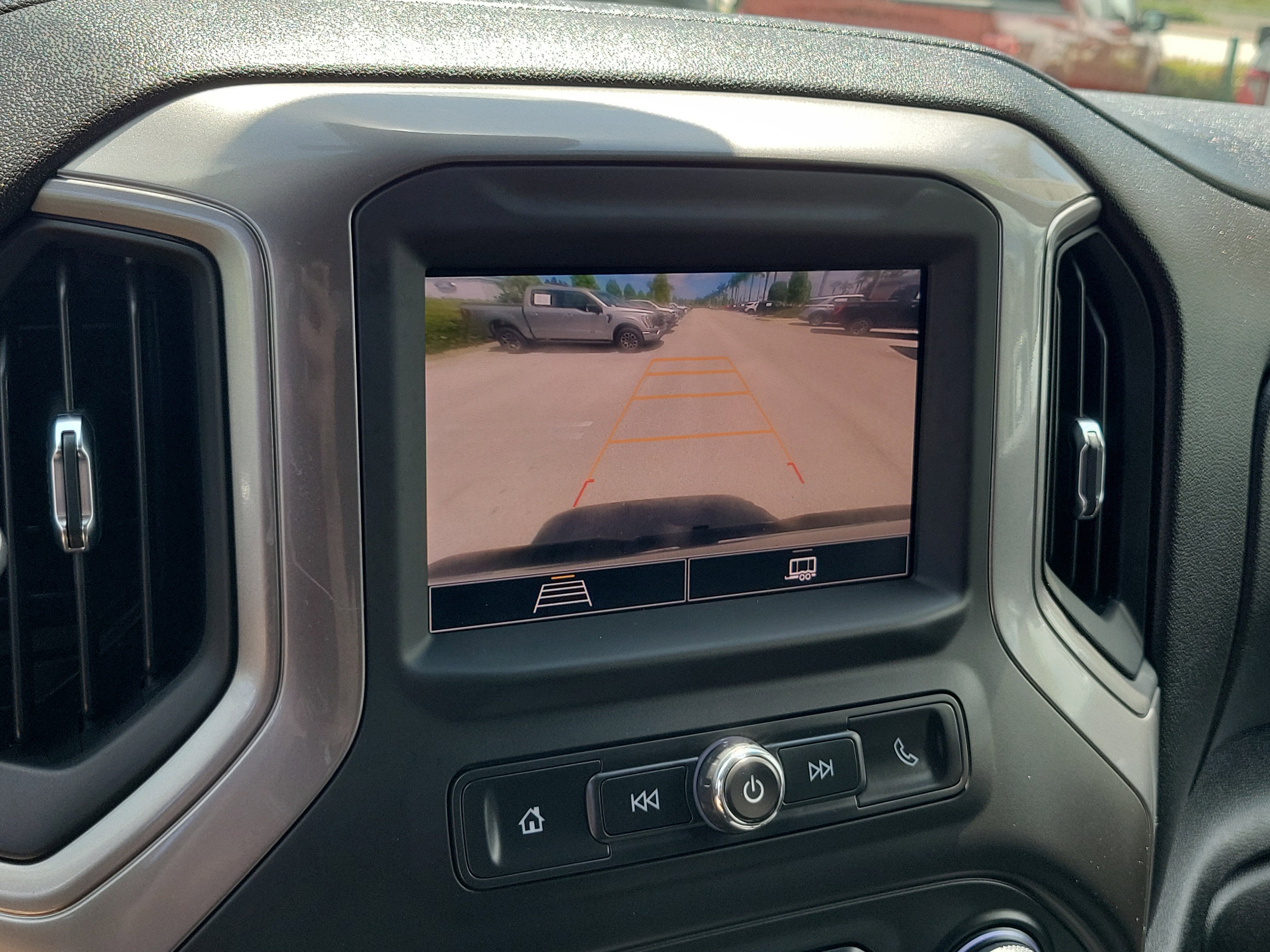 2025 Chevrolet Silverado 2500HD Custom