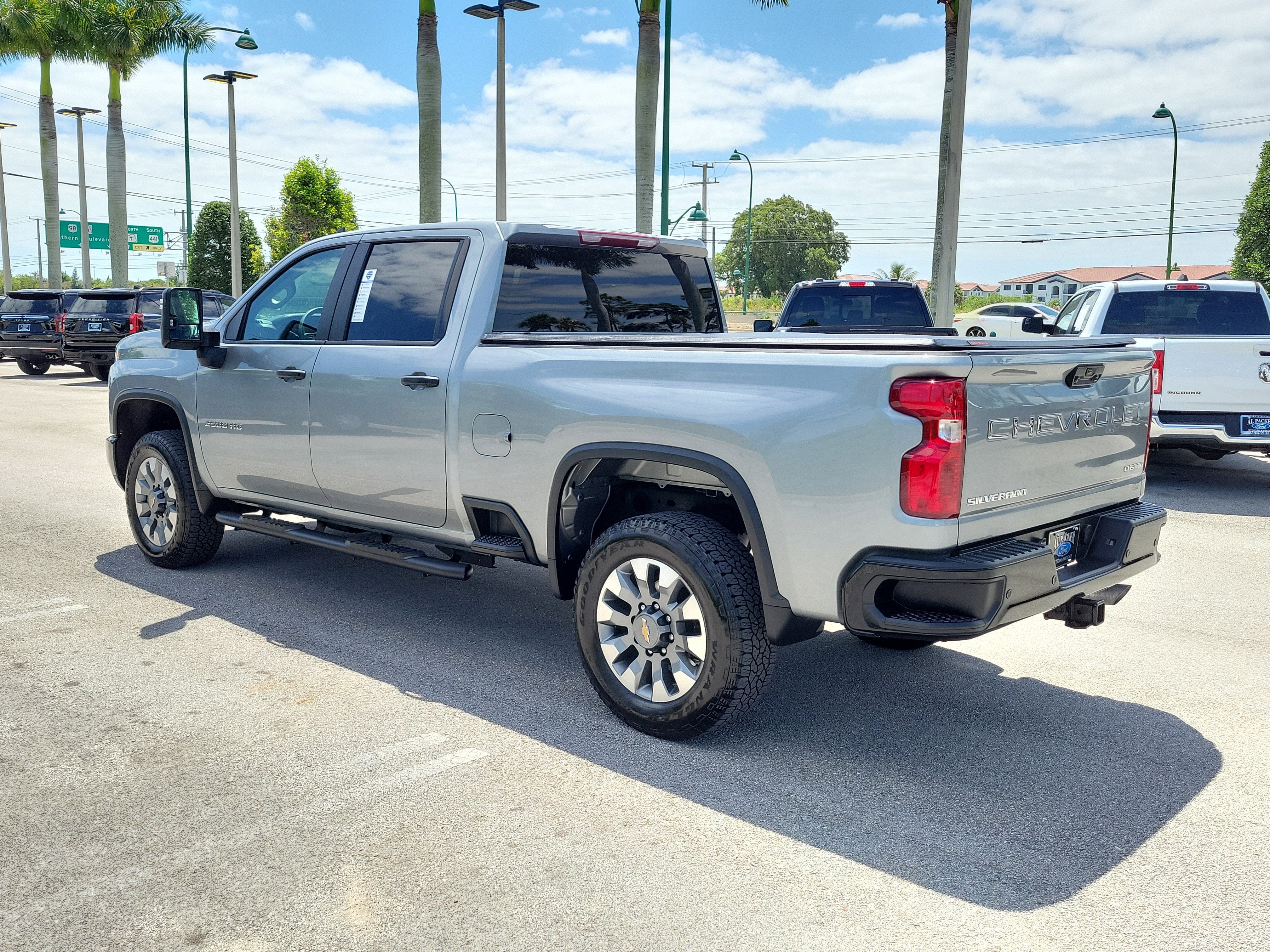 2025 Chevrolet Silverado 2500HD Custom