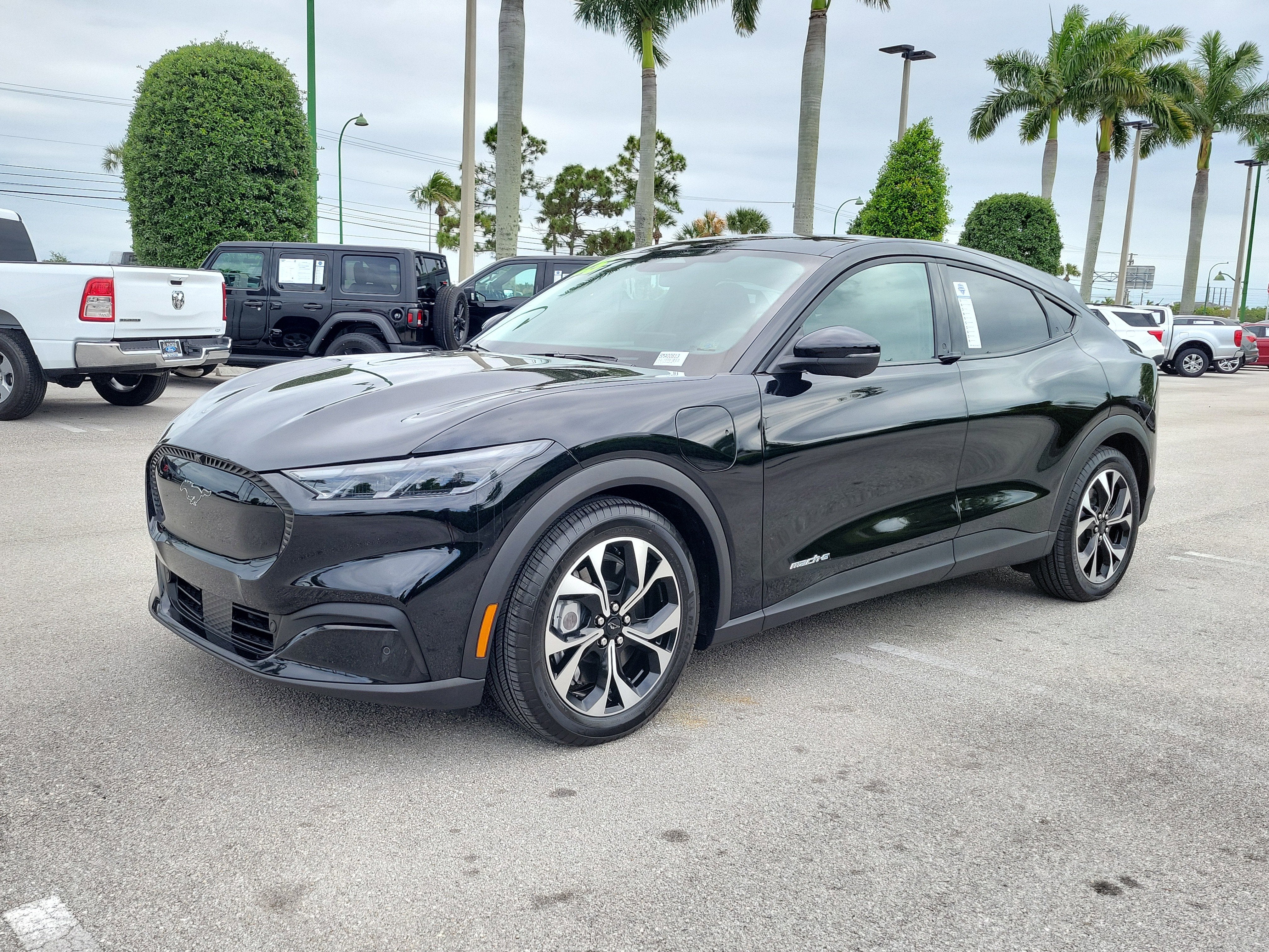 2025 Ford Mustang Mach-E Select
