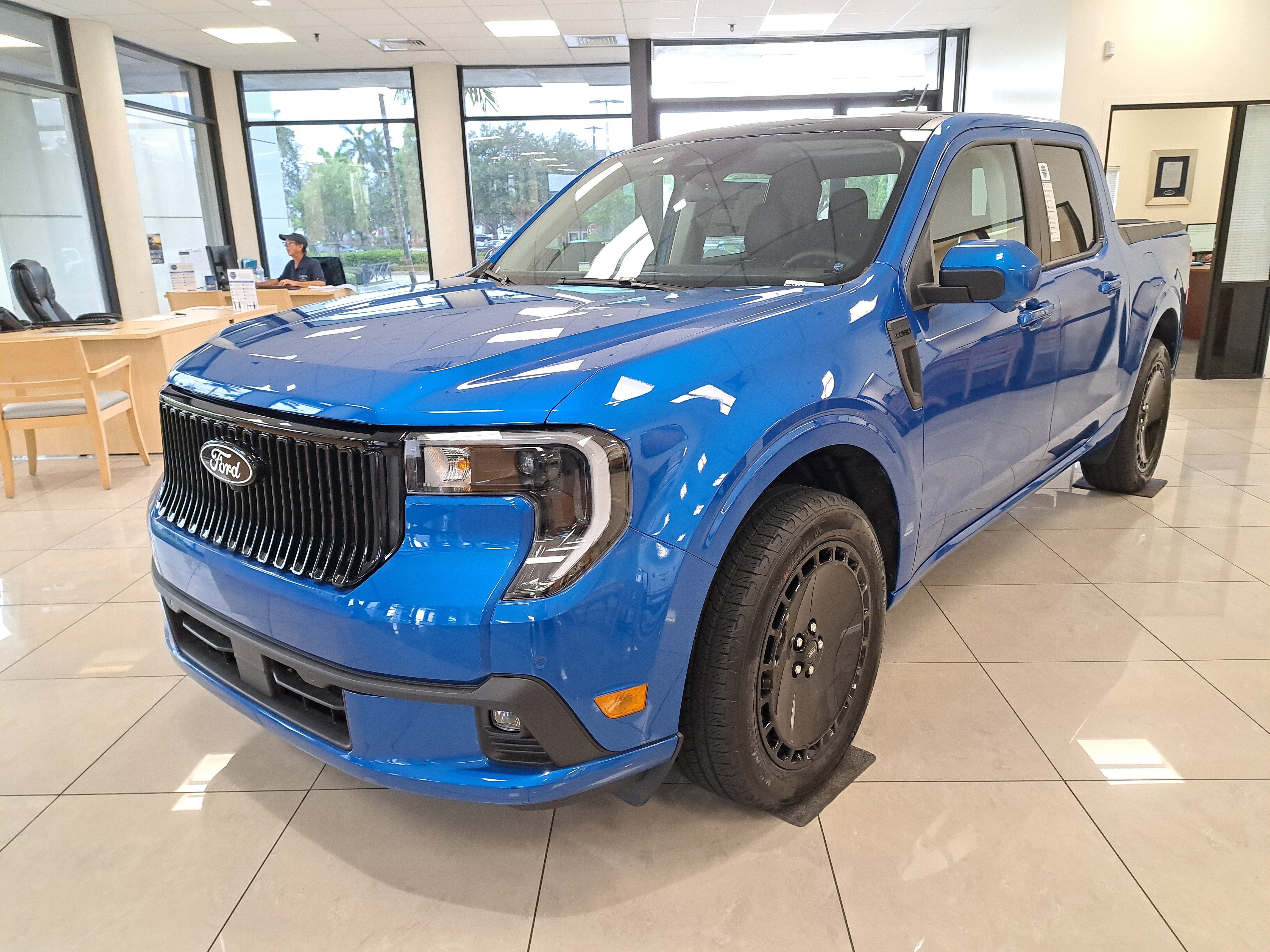 2025 Ford Maverick Lobo High