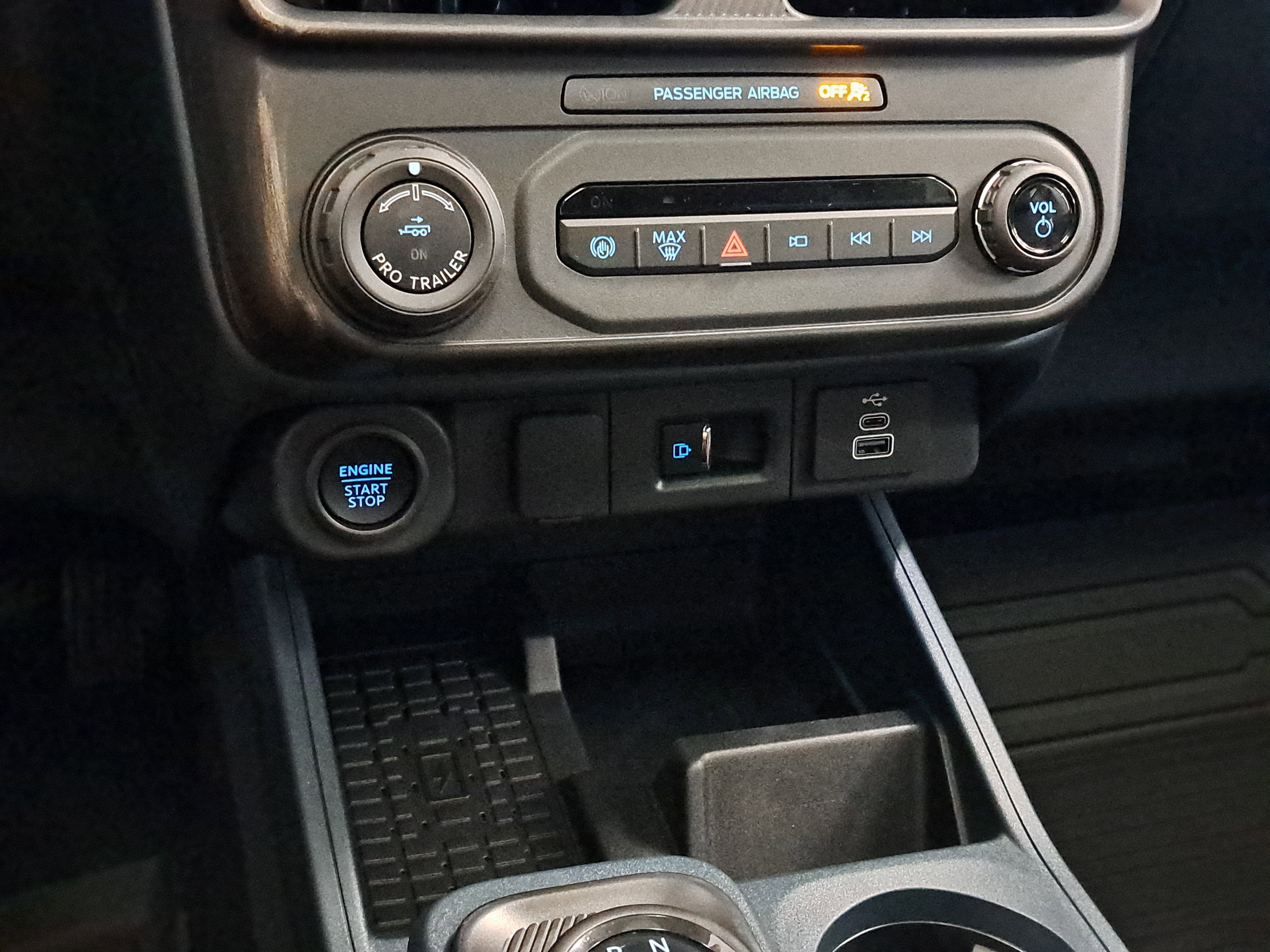 2025 Ford Maverick Lobo High