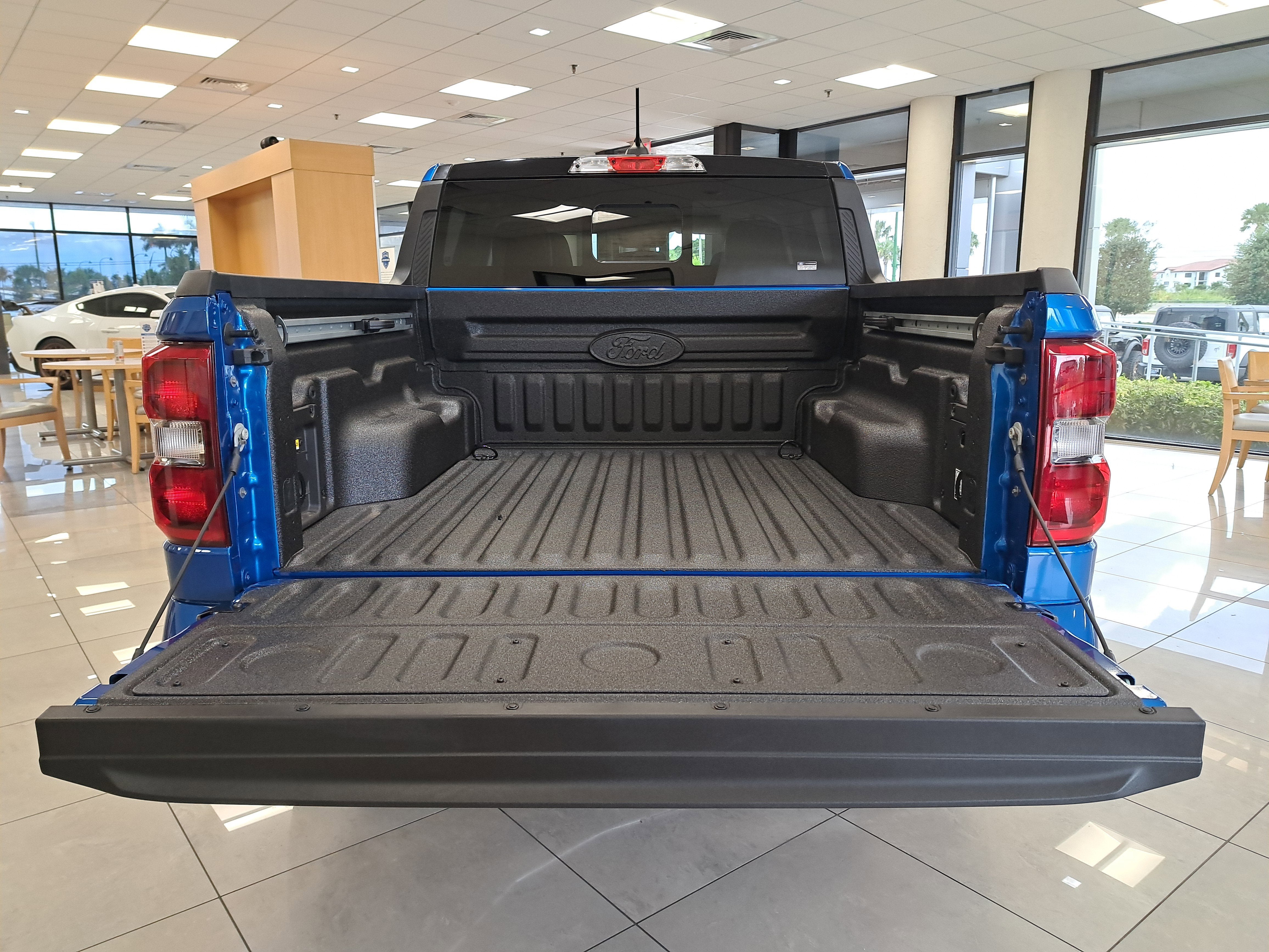 2025 Ford Maverick Lobo High