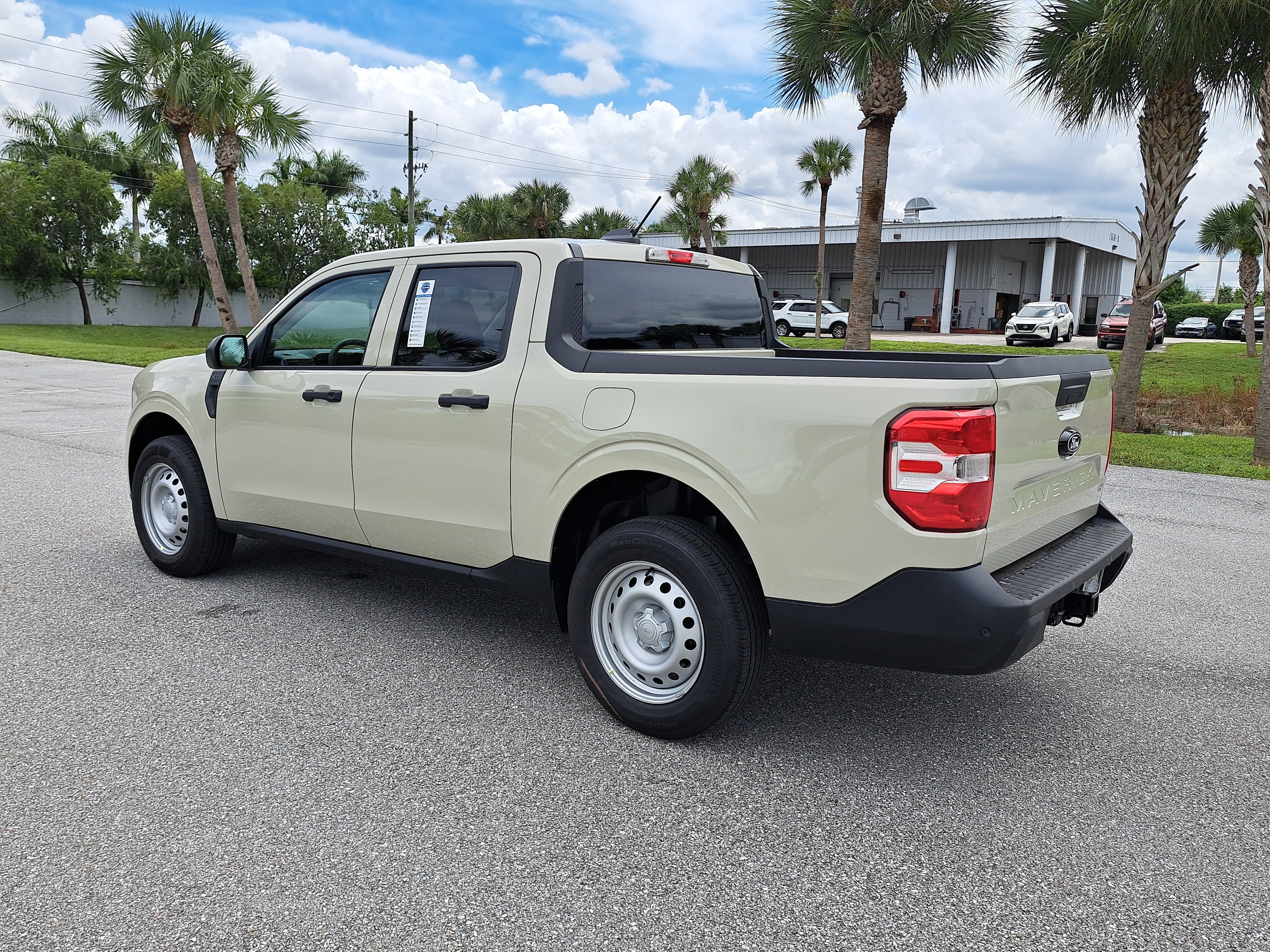 2025 Ford Maverick XL