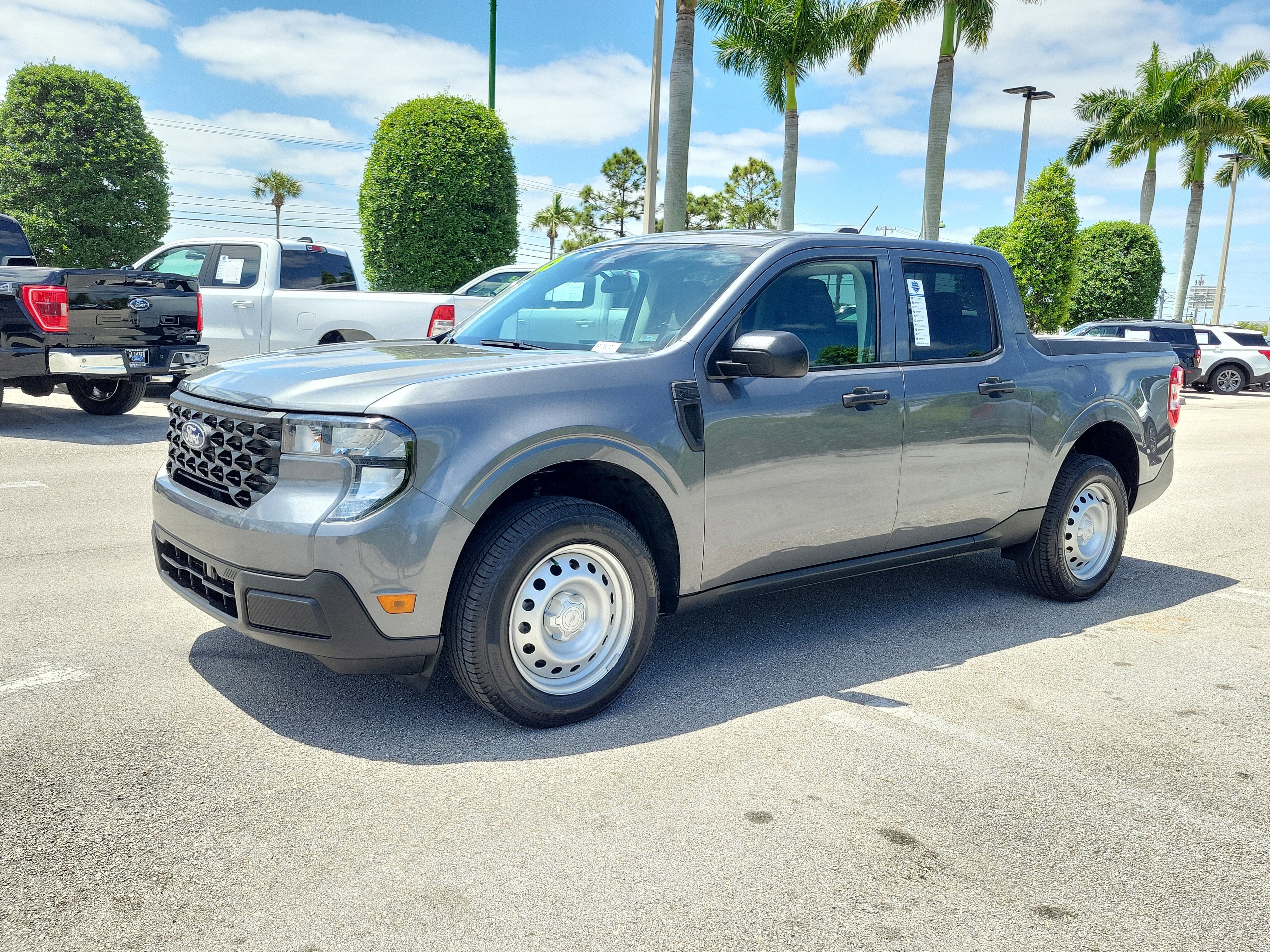 2025 Ford Maverick XL