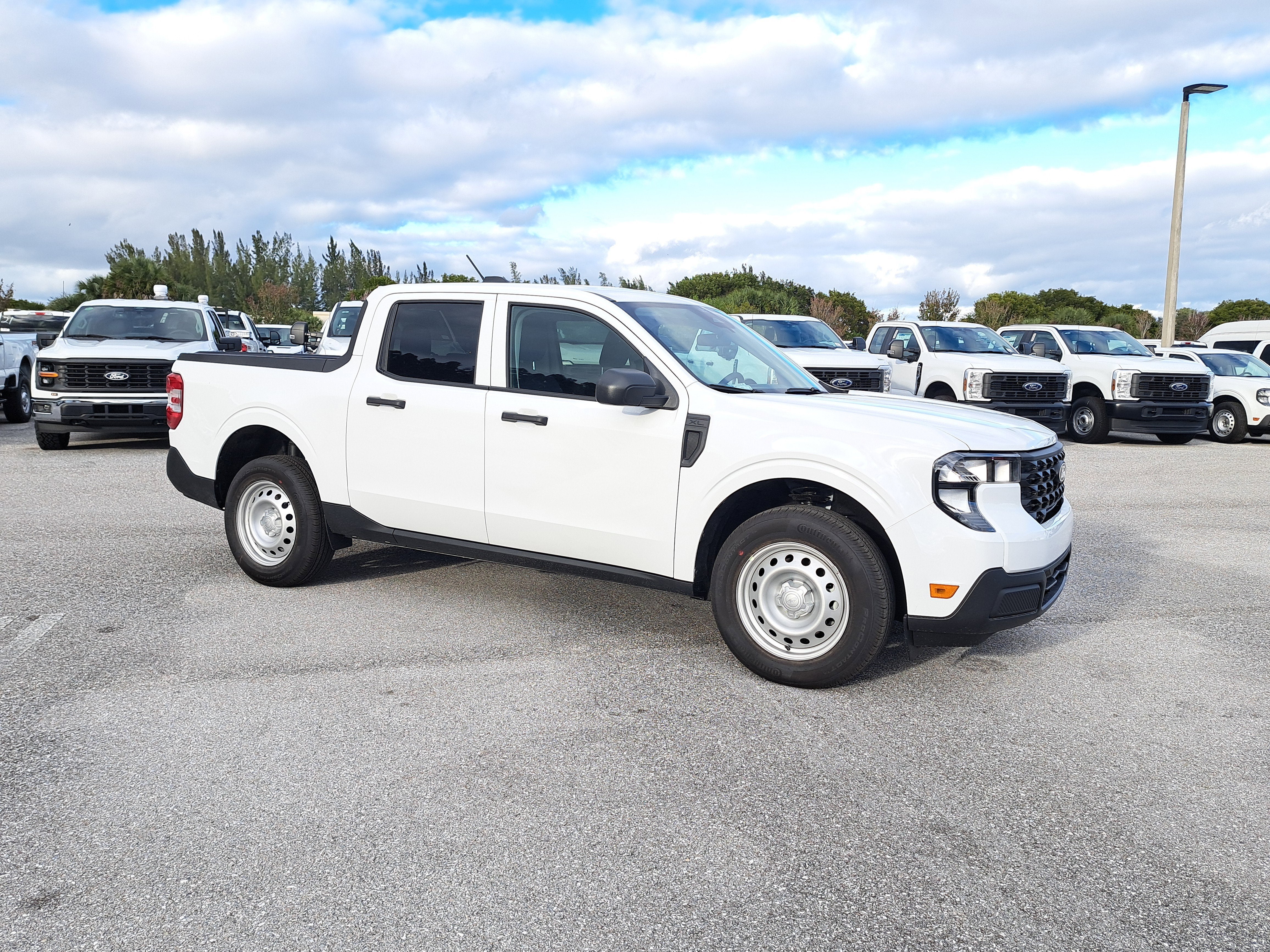 2026 Ford Maverick XL