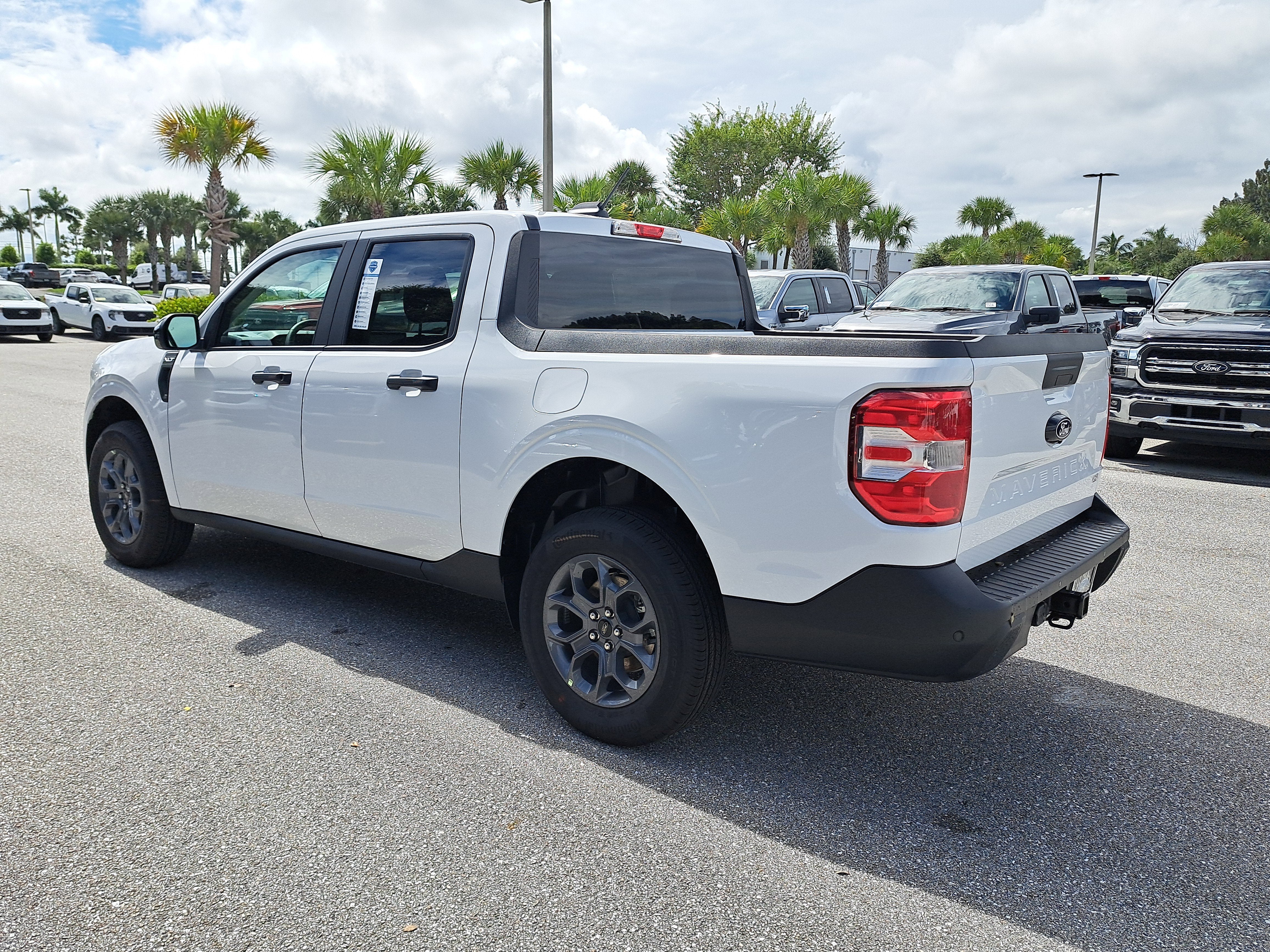 2025 Ford Maverick XLT