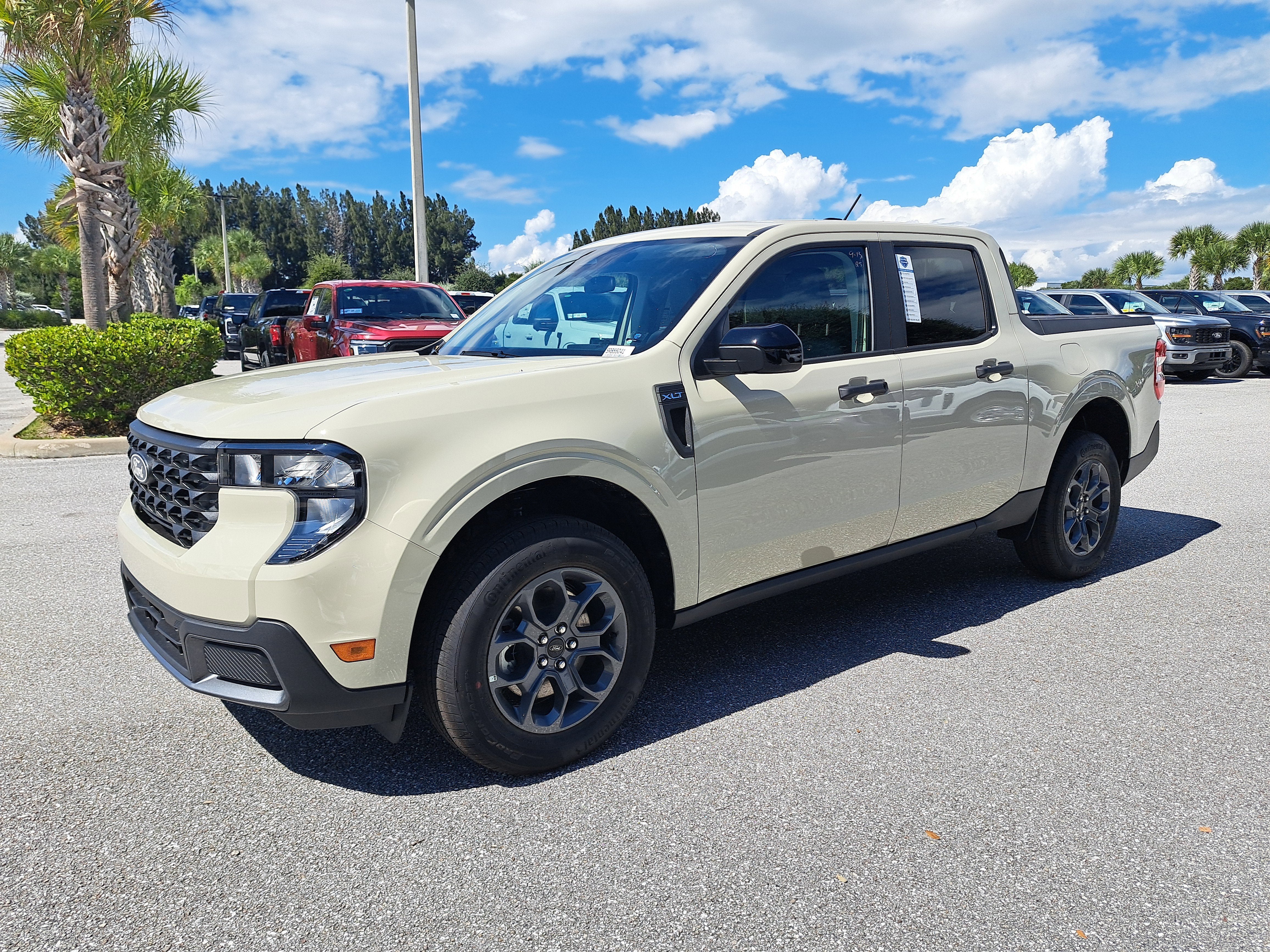 2025 Ford Maverick XLT