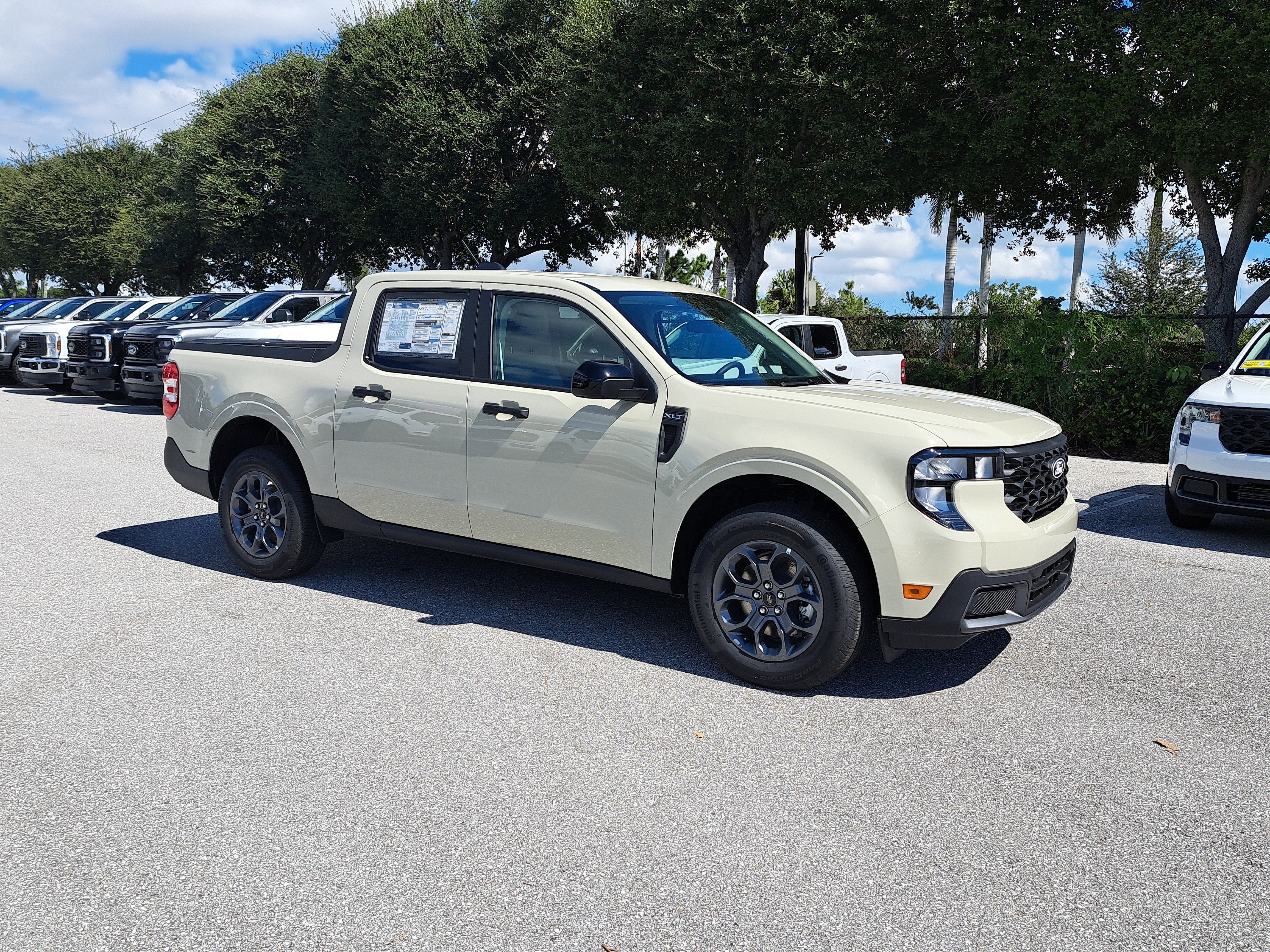 2025 Ford Maverick XLT