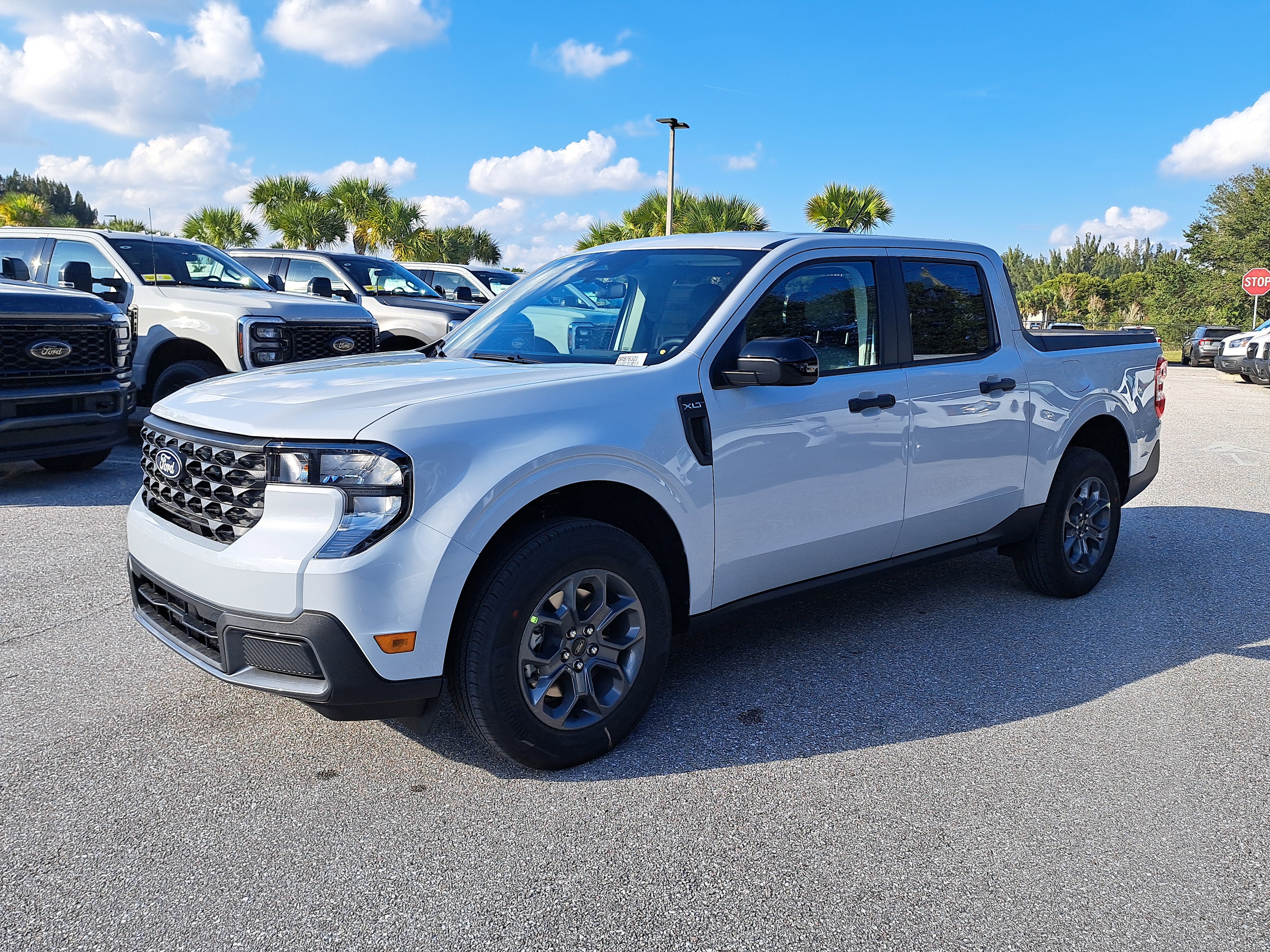 2025 Ford Maverick XLT