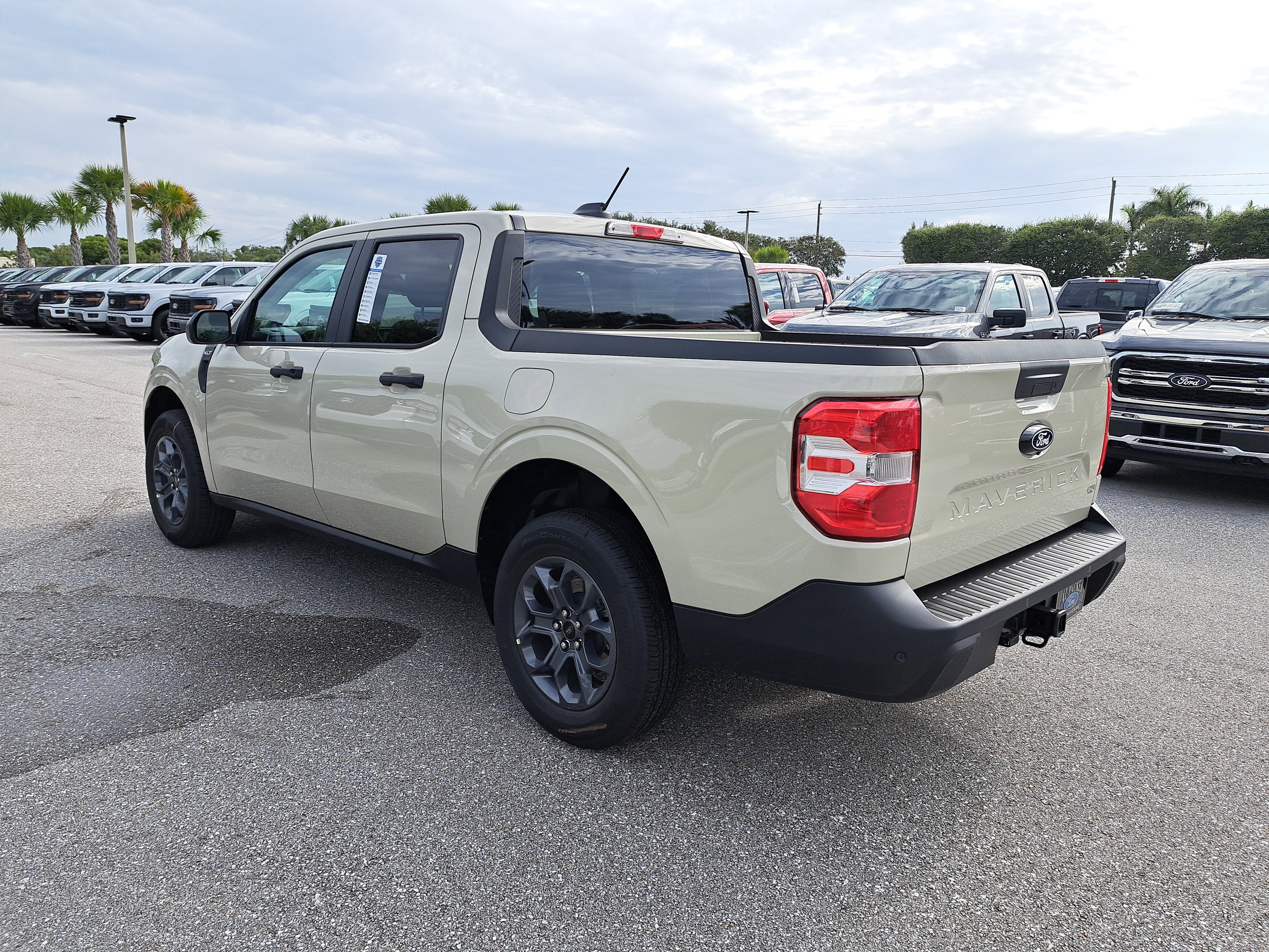 2025 Ford Maverick XLT
