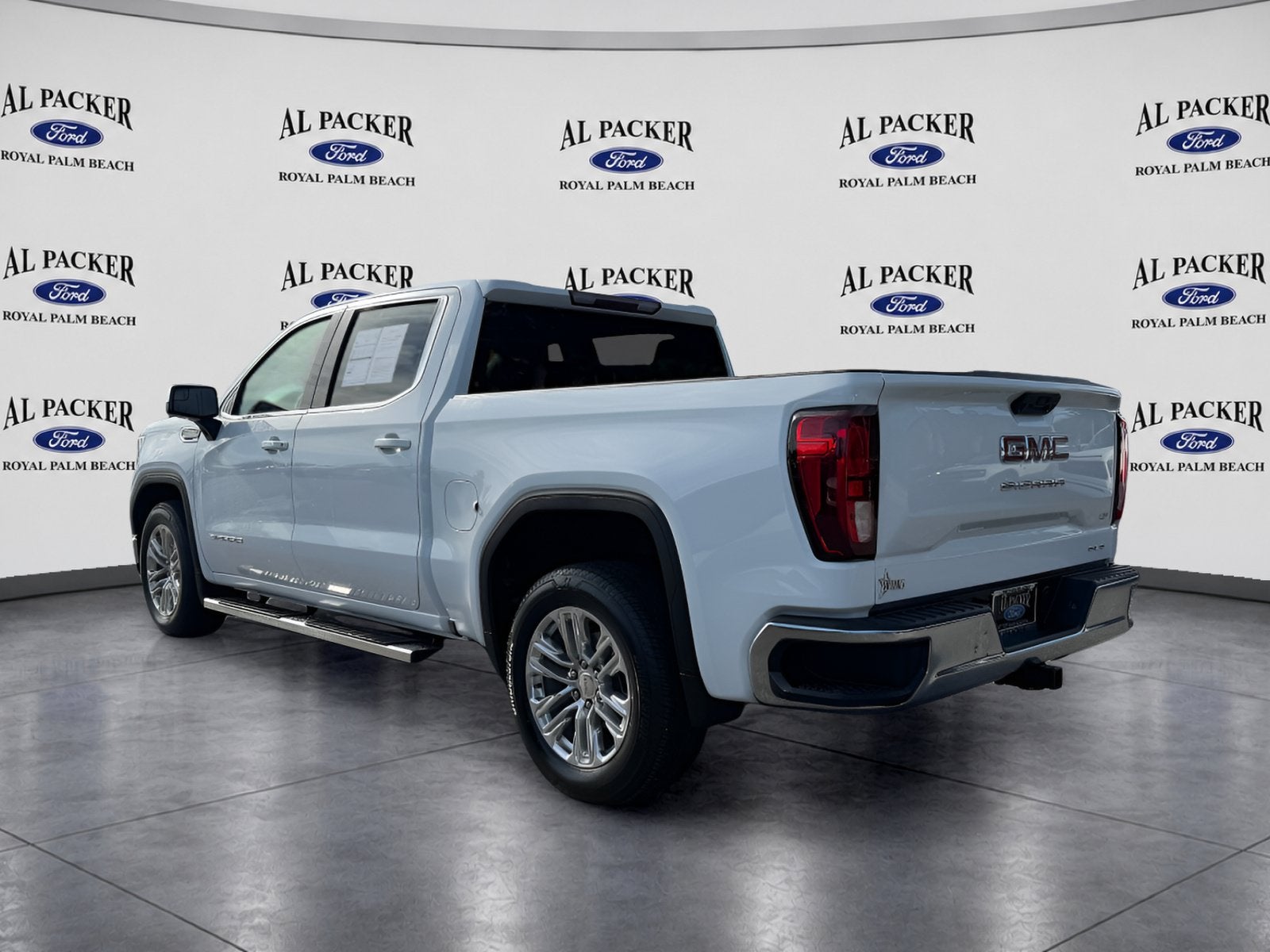 2024 GMC Sierra 1500 SLE