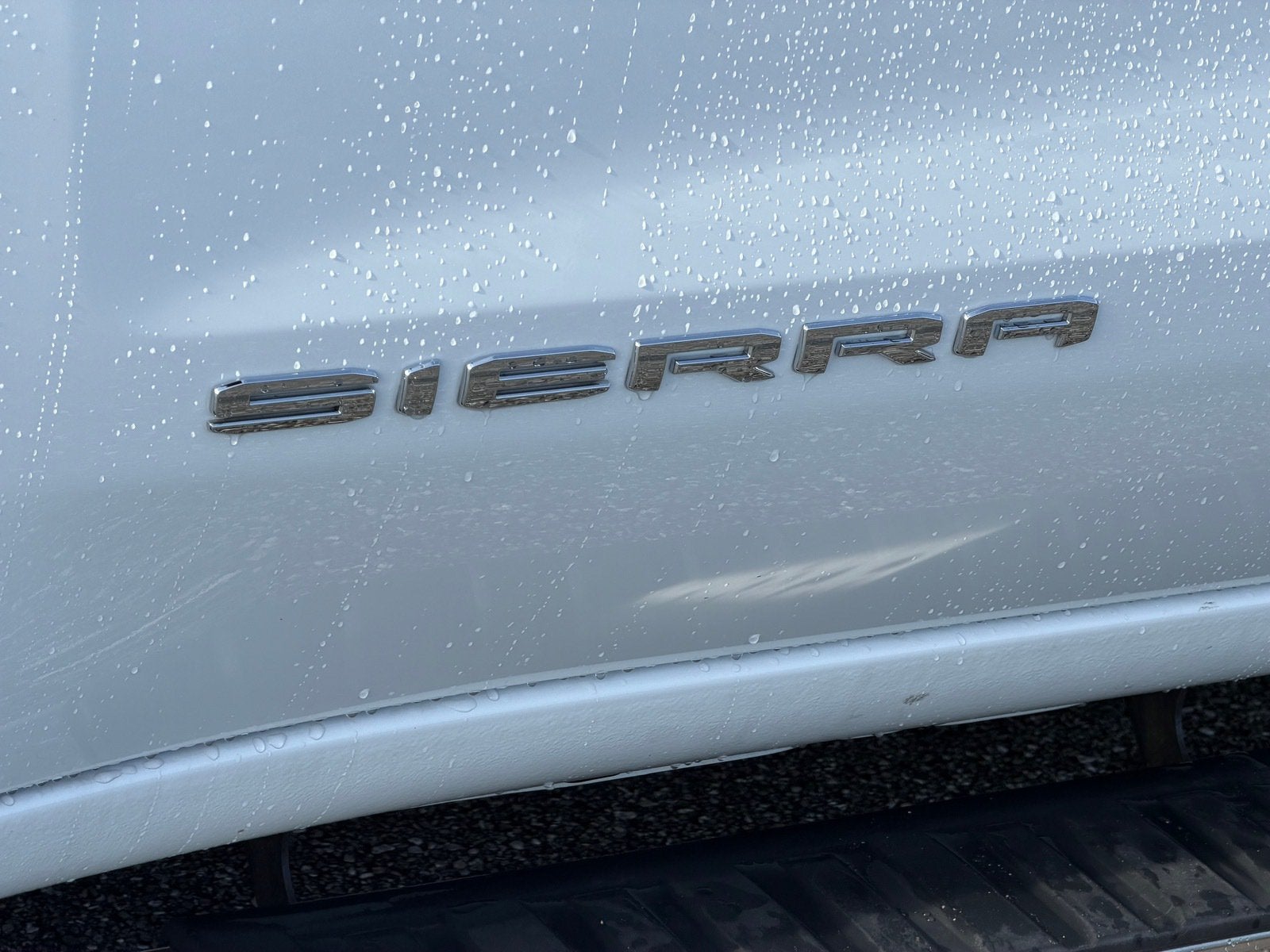 2024 GMC Sierra 1500 SLE