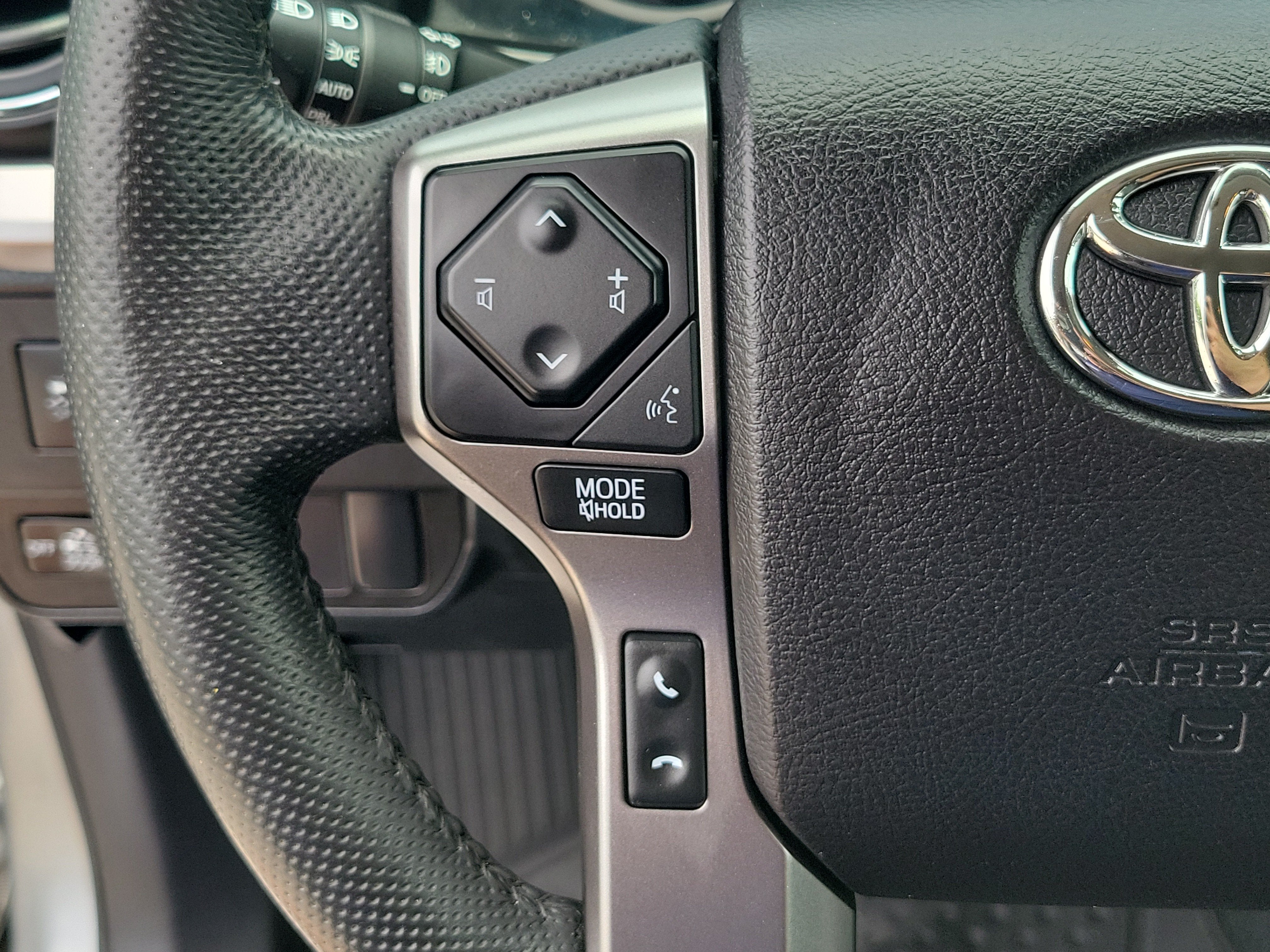 2022 Toyota Tacoma 2WD SR5