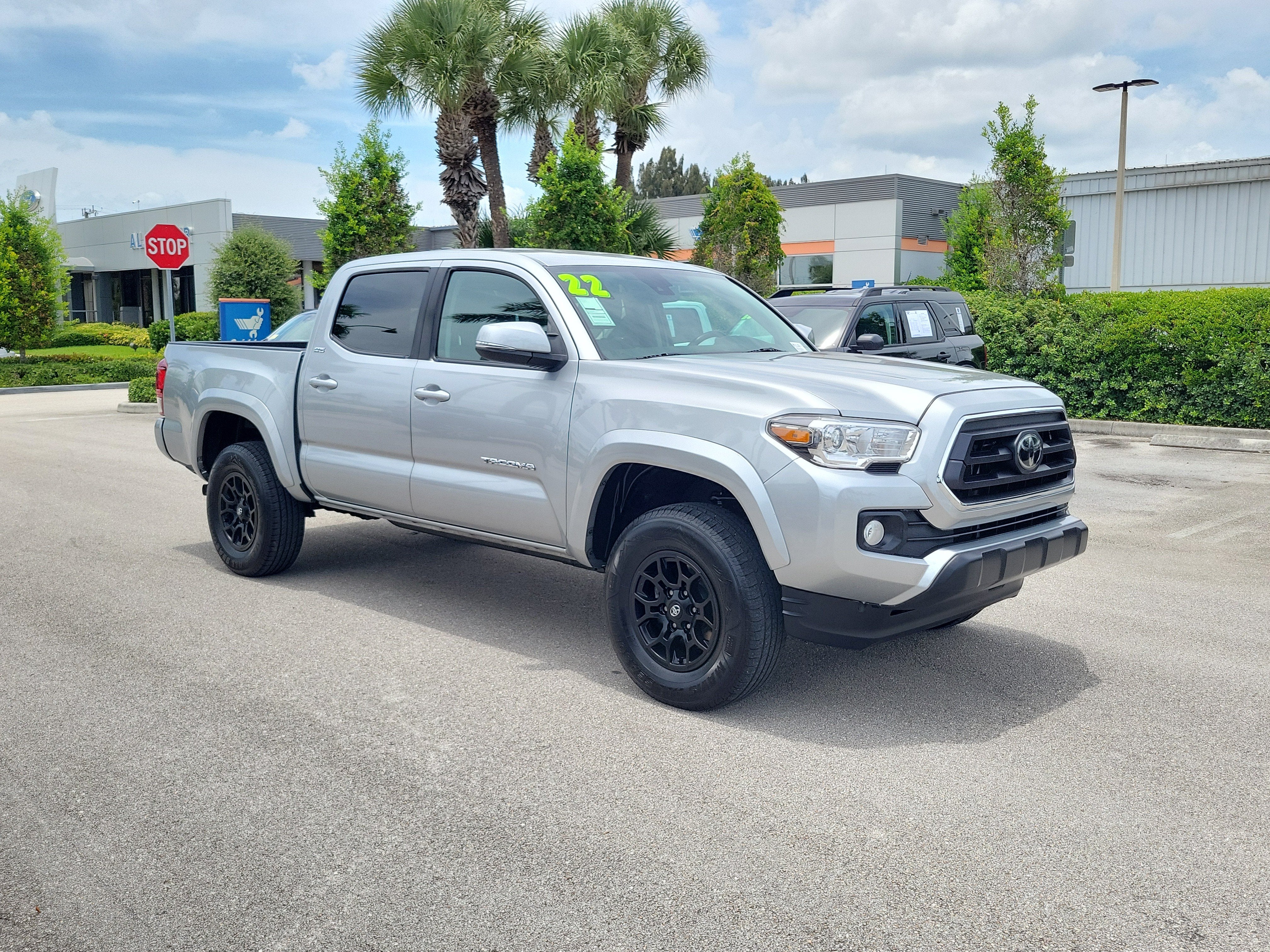 2022 Toyota Tacoma 2WD SR5