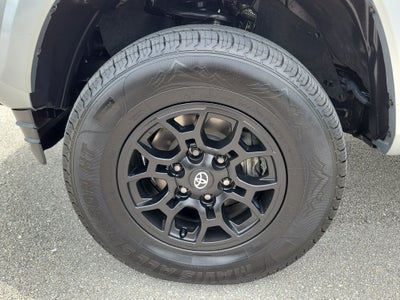 2022 Toyota Tacoma 2WD SR5