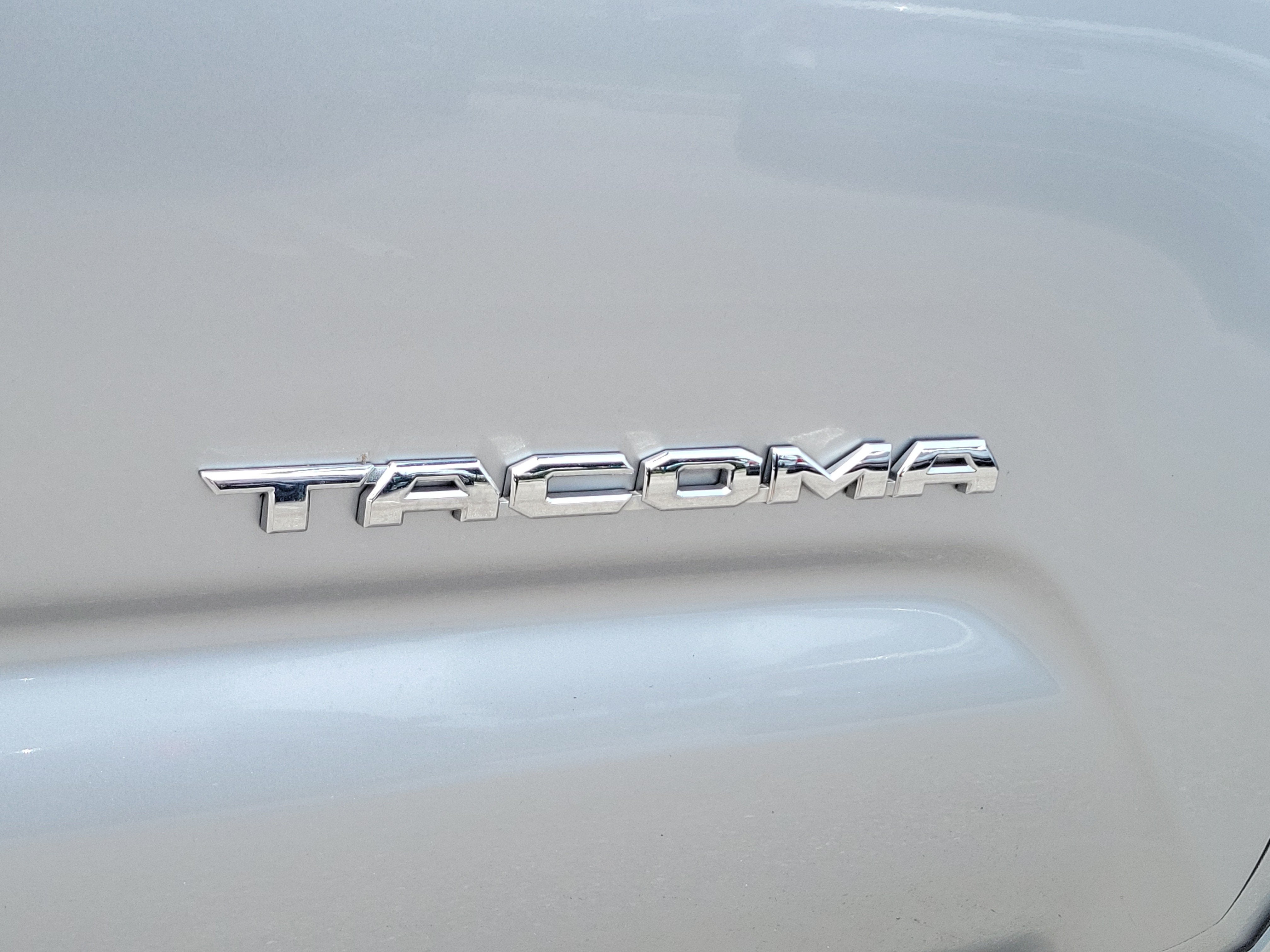 2022 Toyota Tacoma 2WD SR5