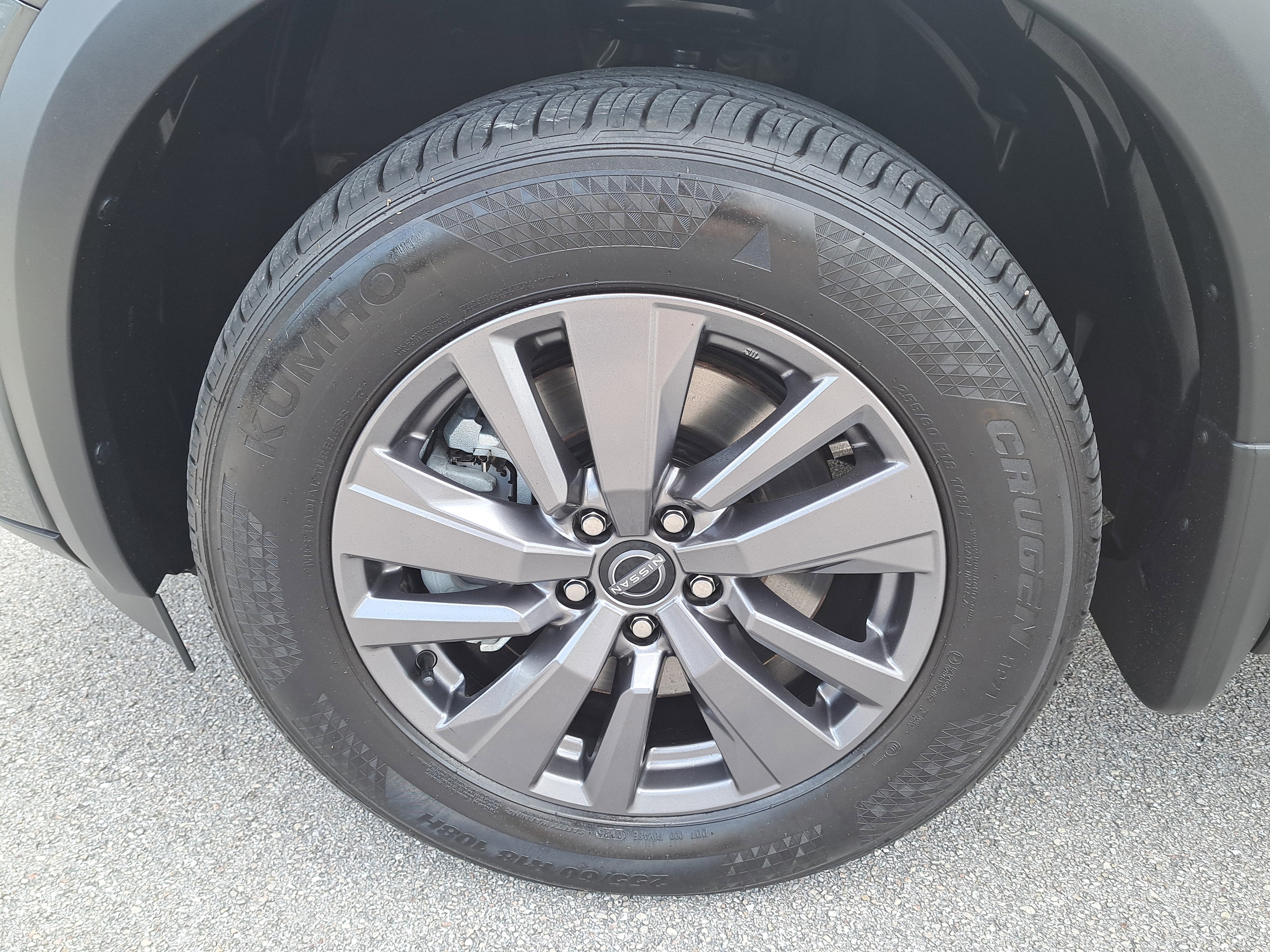 2023 Nissan Pathfinder S