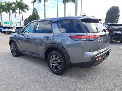 2023 Nissan Pathfinder S