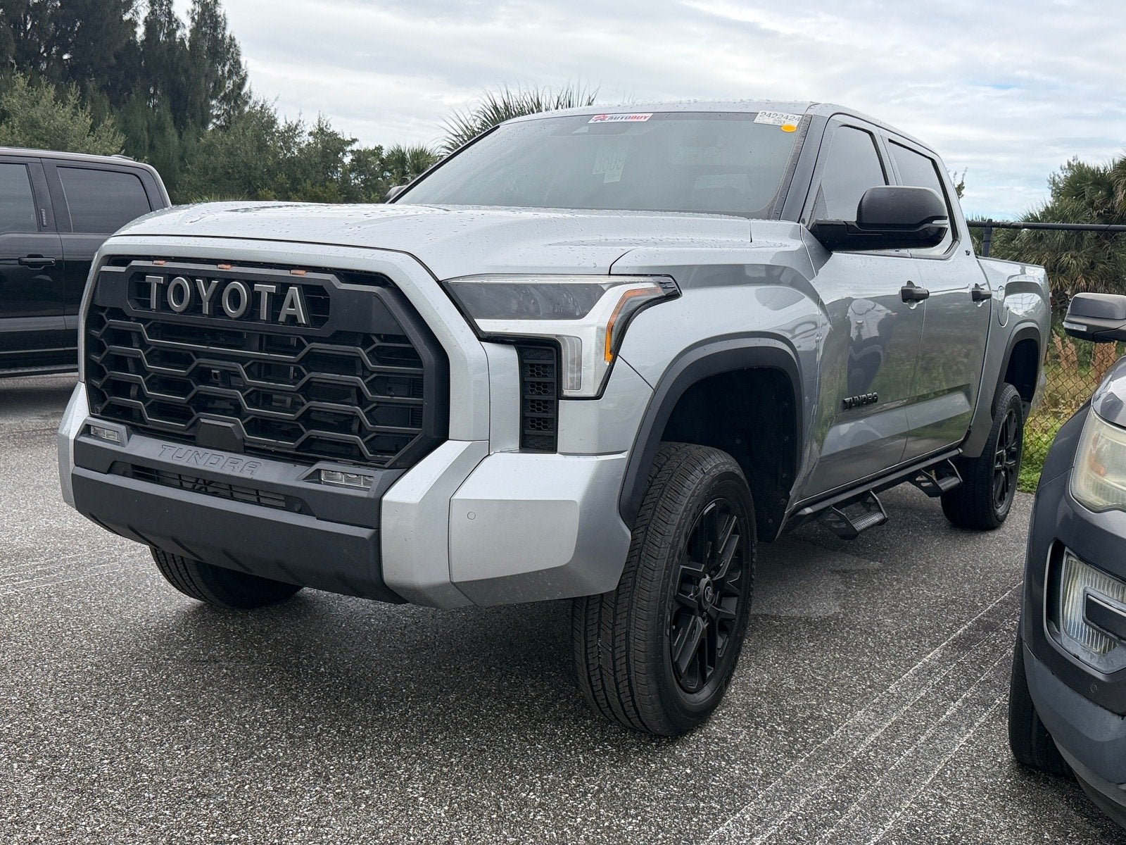 2022 Toyota Tundra 2WD SR5