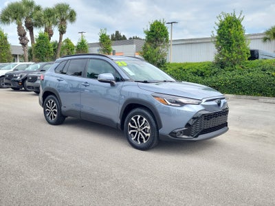 2023 Toyota Corolla Cross Hybrid SE