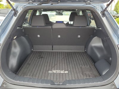 2023 Toyota Corolla Cross Hybrid SE