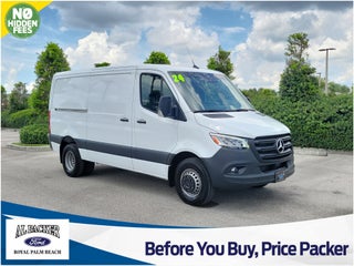 2024 Mercedes-Benz Sprinter Cargo Van Cargo 144 WB