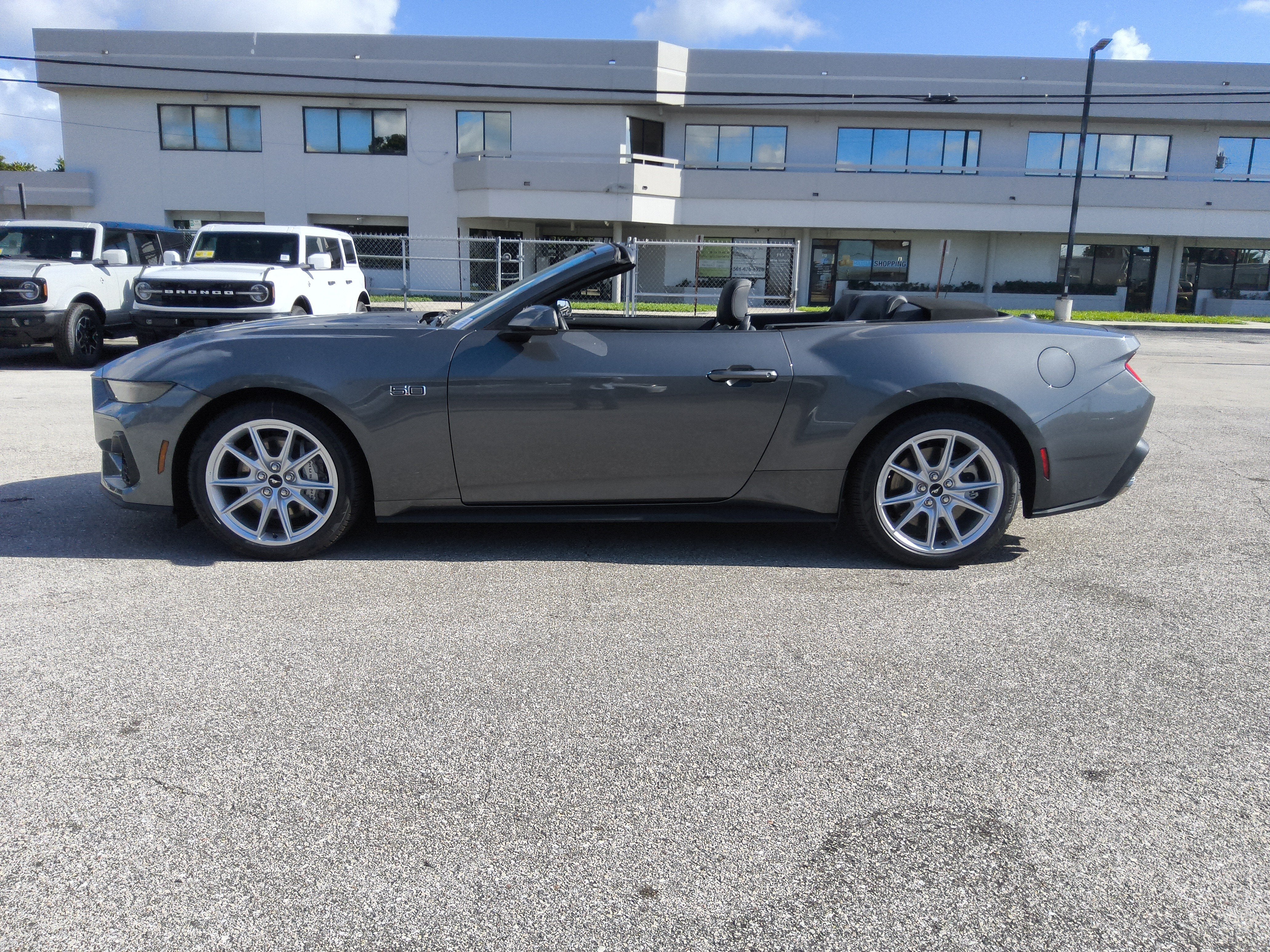 2026 Ford Mustang Premium