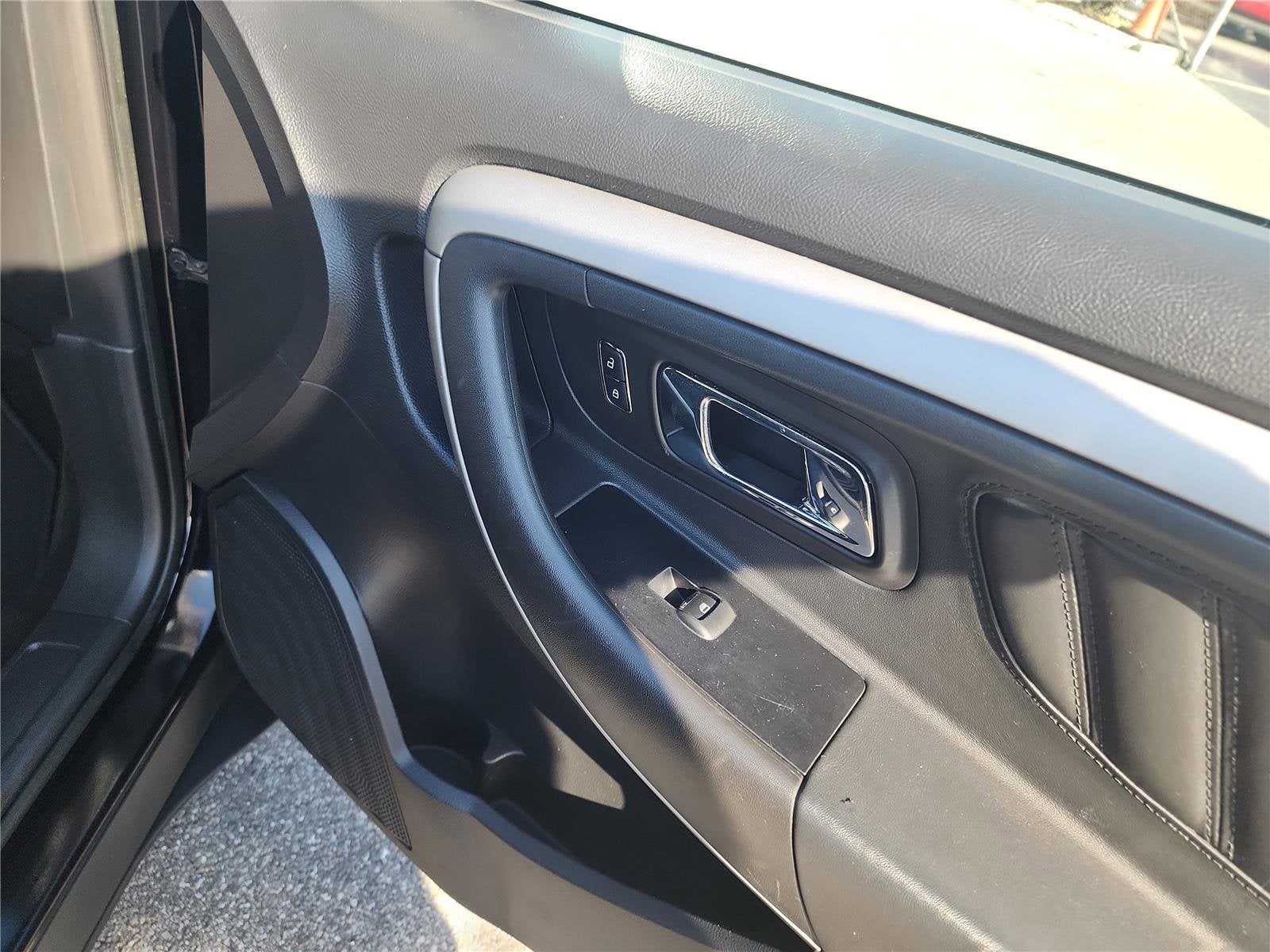 2016 Ford Taurus SEL