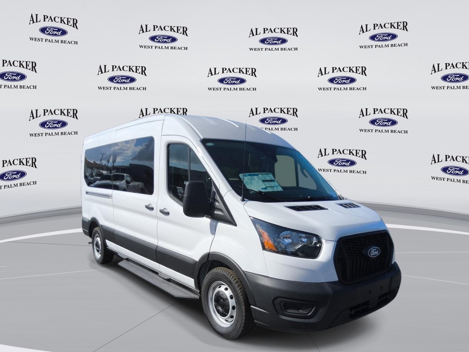 2026 Ford Transit Passenger Wagon XL