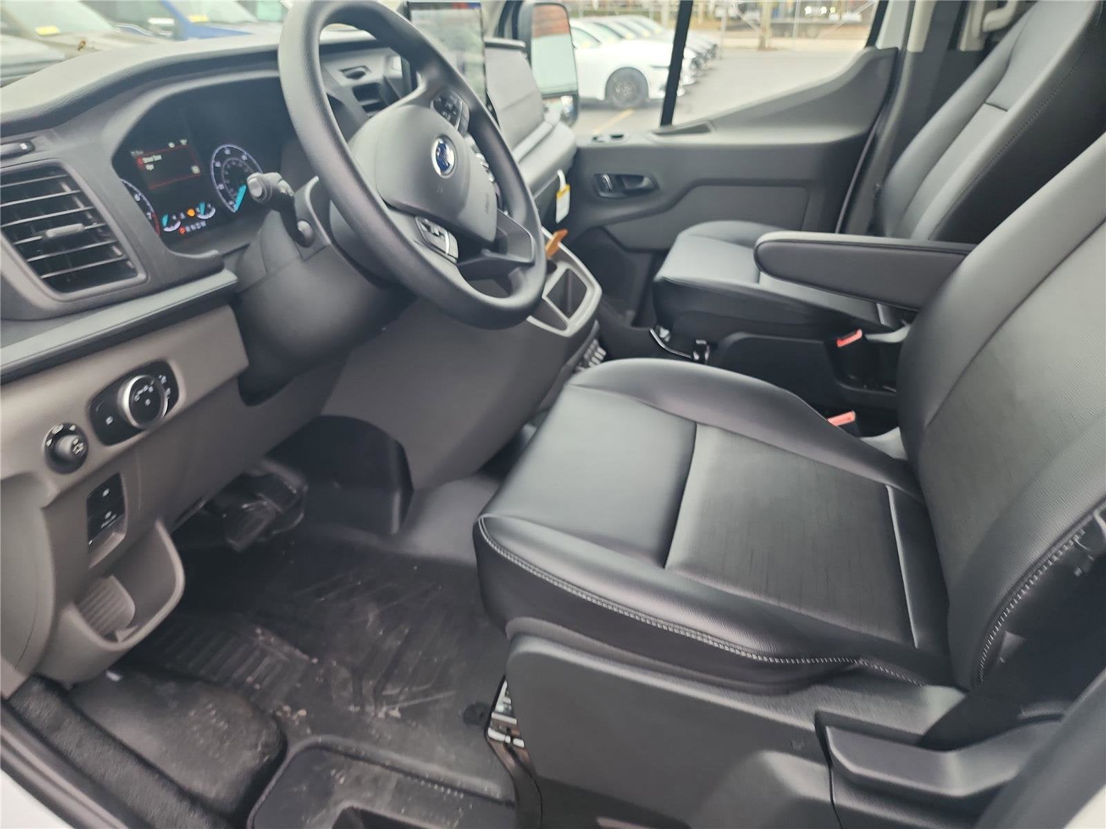 2025 Ford Transit Passenger Wagon XL