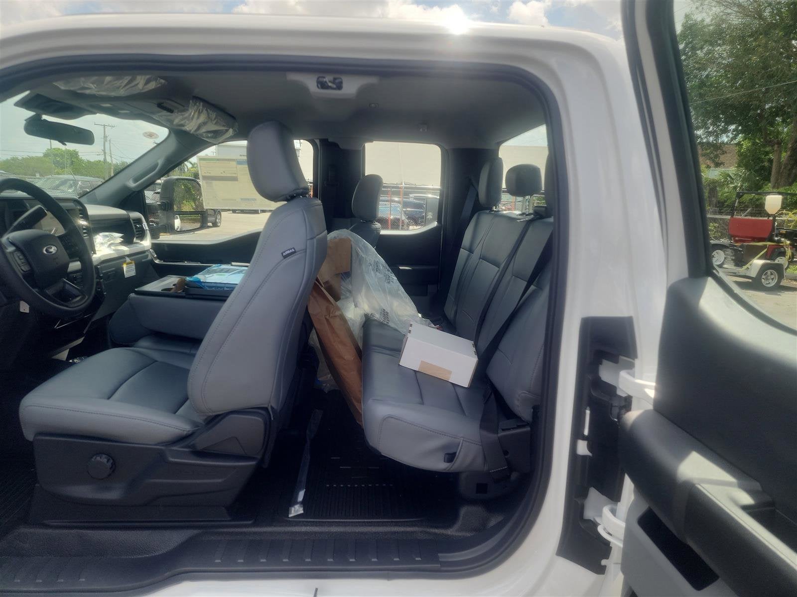 2025 Ford Super Duty F-350 DRW XL