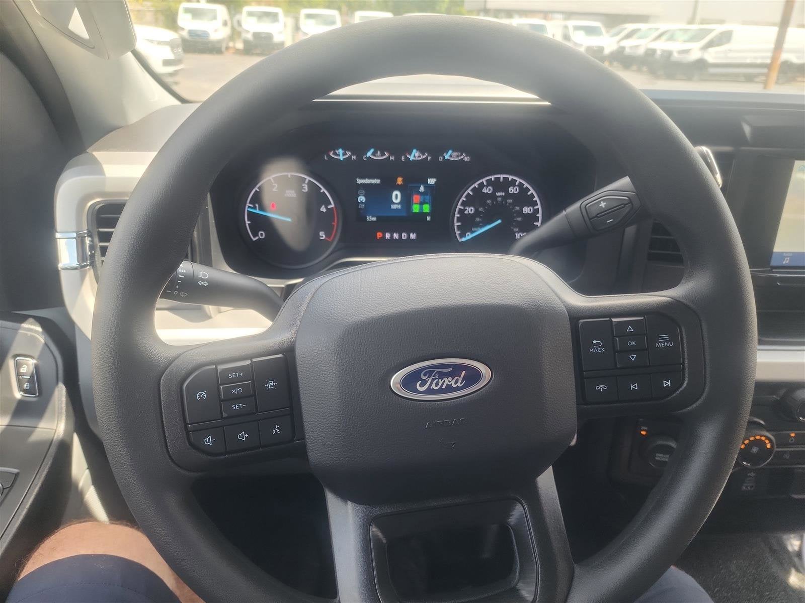 2025 Ford Super Duty F-350 DRW XL