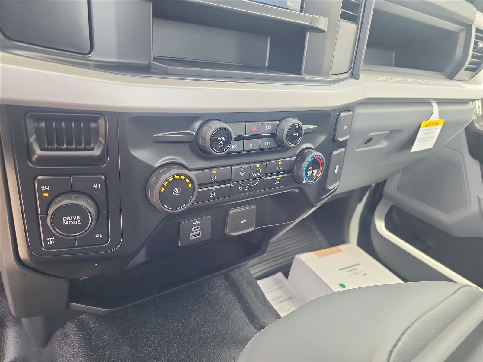 2025 Ford Super Duty F-250 SRW XL