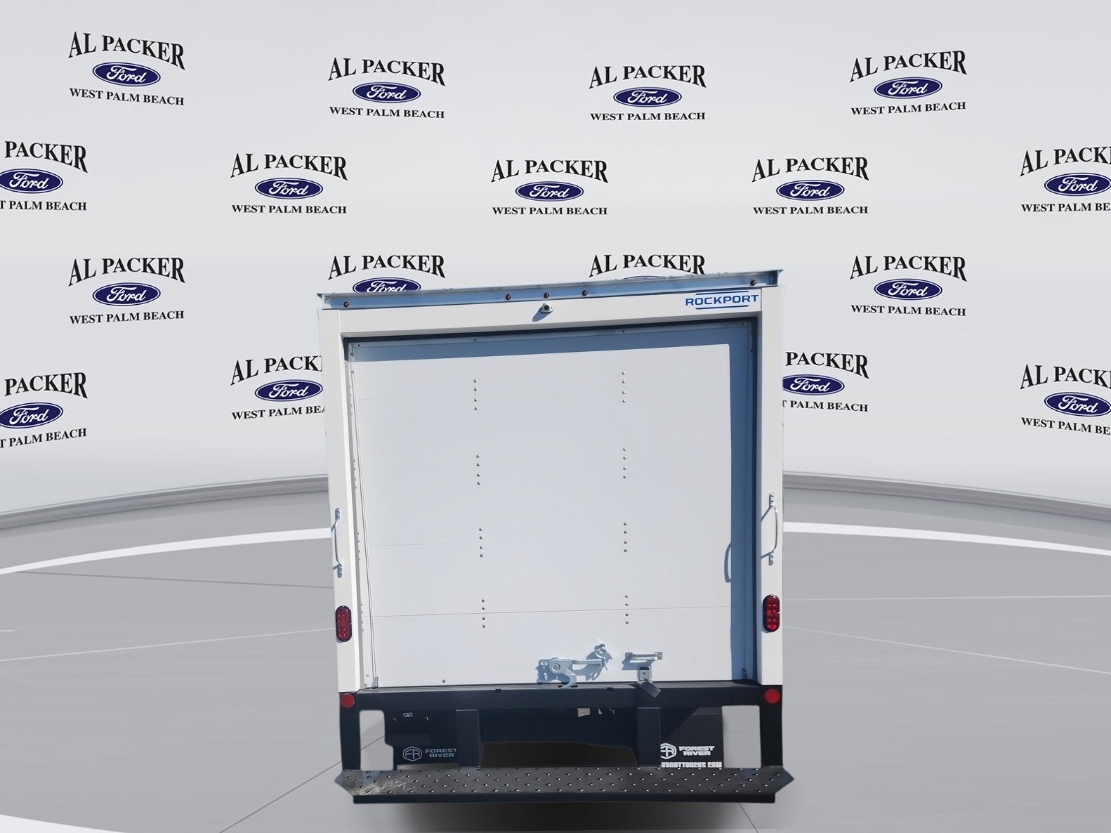 2026 Ford Transit Cutaway Base