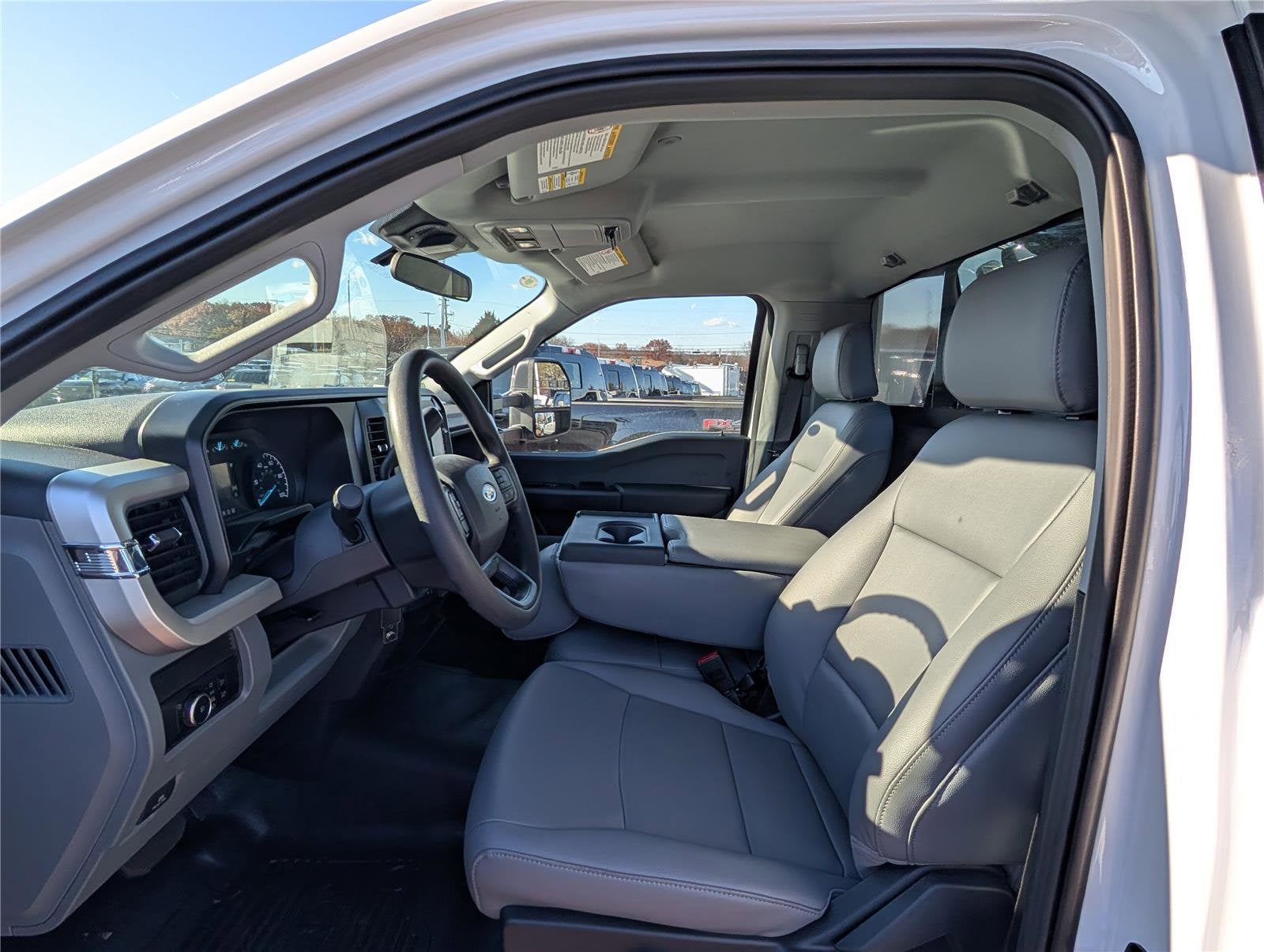 2026 Ford Super Duty F-550 DRW XL