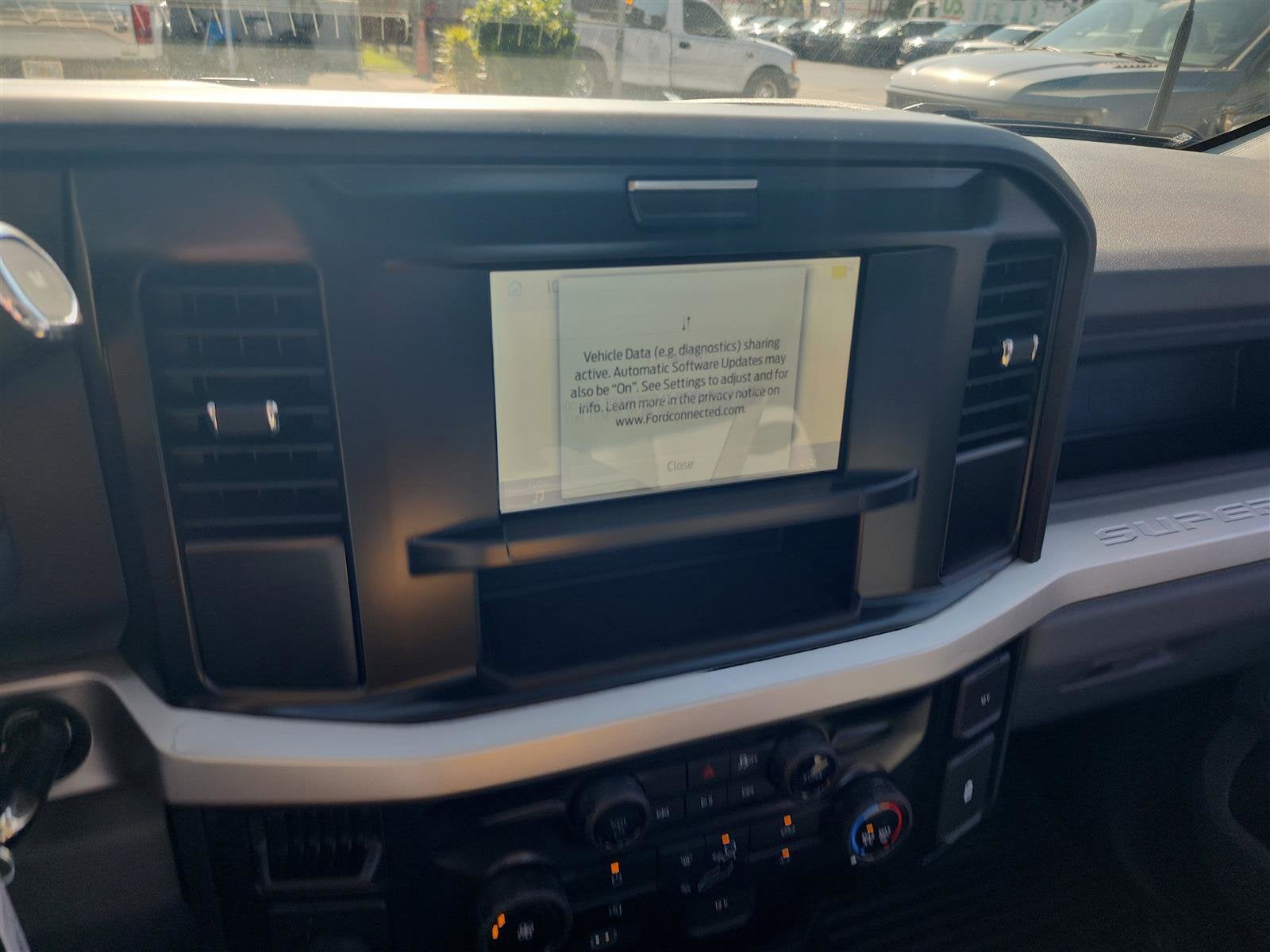 2025 Ford Super Duty F-350 DRW XL