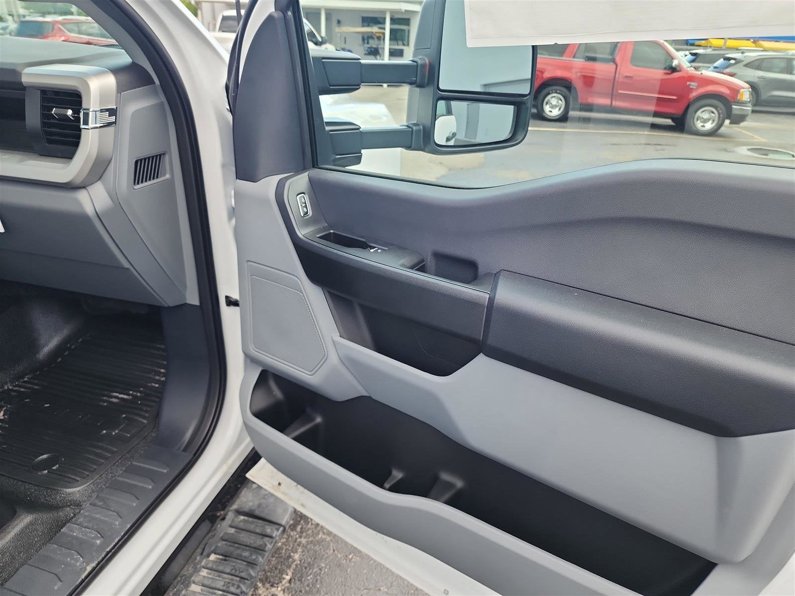 2025 Ford Super Duty F-350 DRW XL