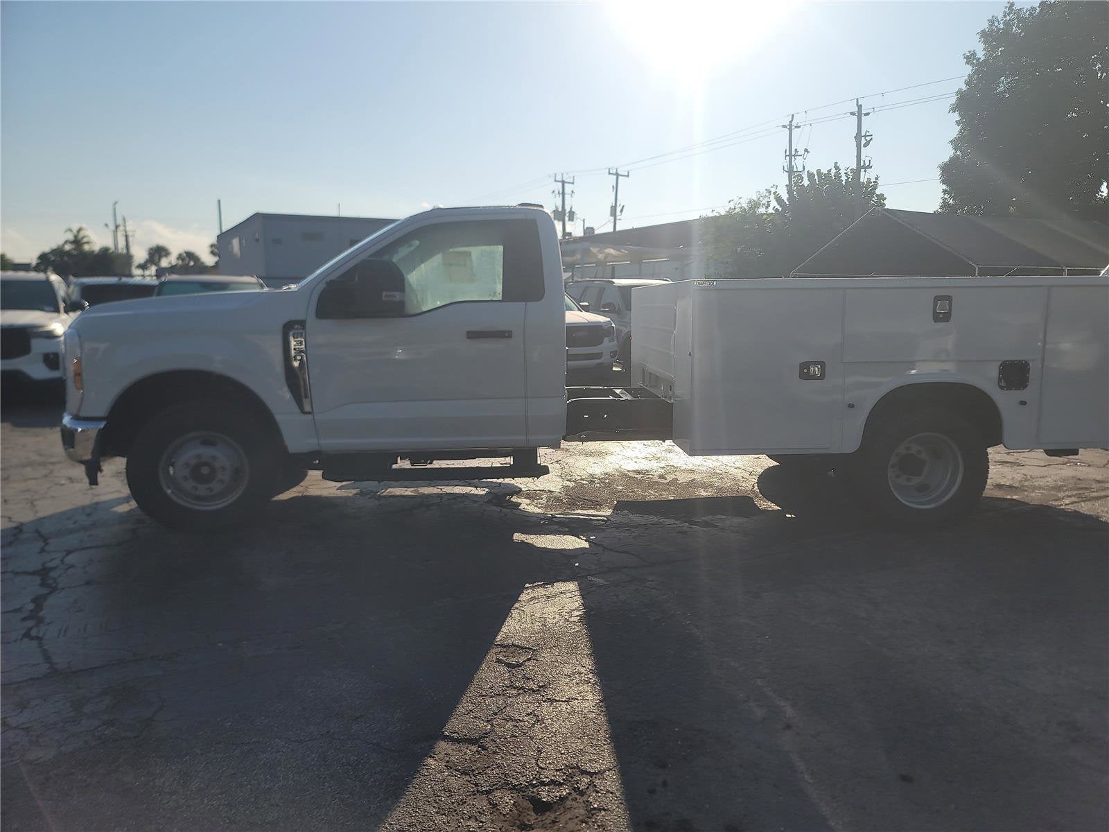 2026 Ford Super Duty F-350 DRW XL