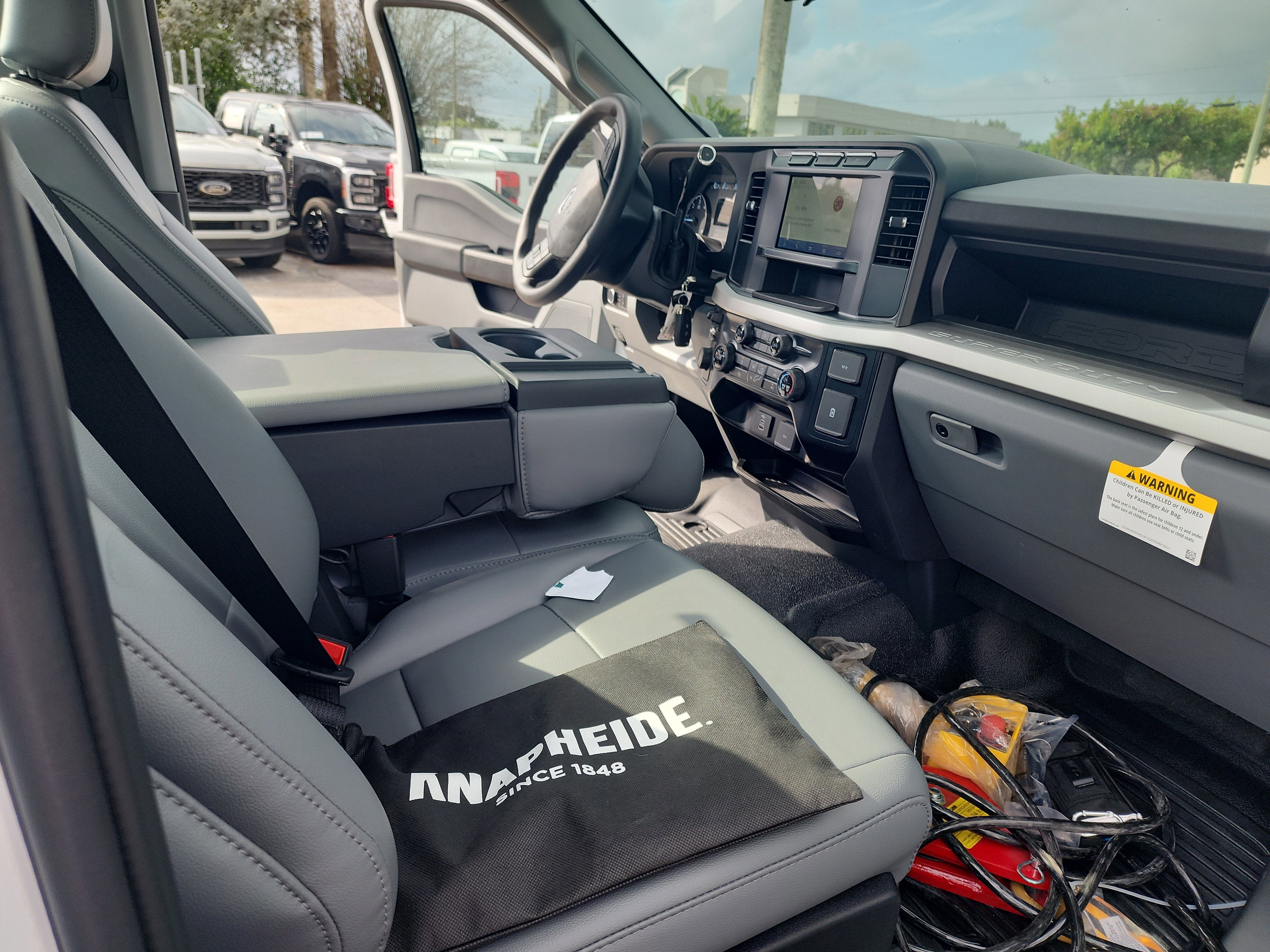 2024 Ford Super Duty F-450 DRW XL