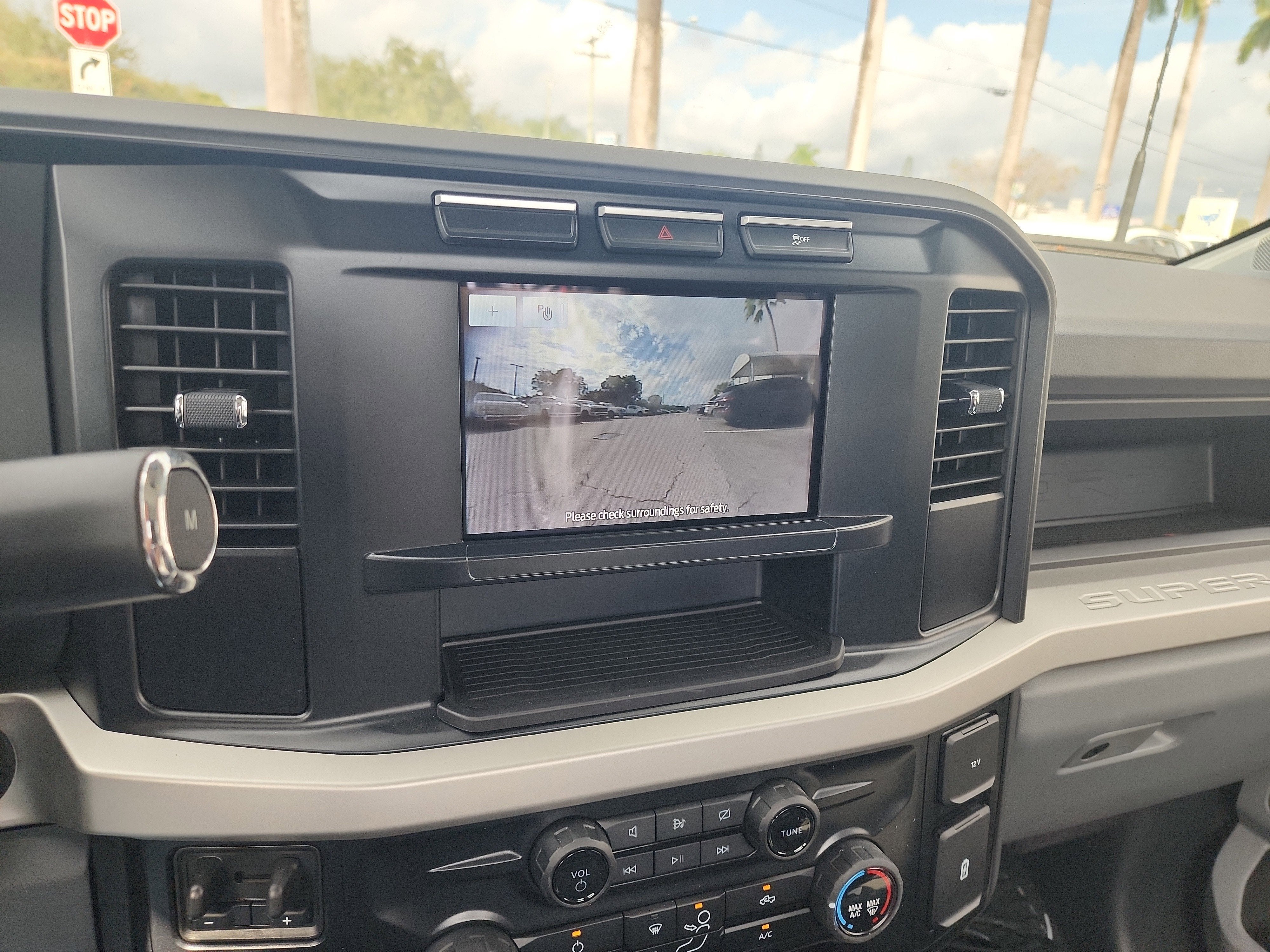 2024 Ford Super Duty F-450 DRW XL