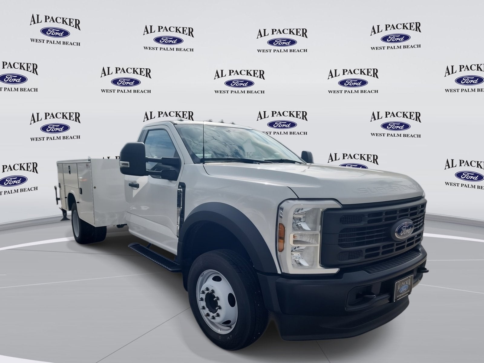 2024 Ford Super Duty F-450 DRW XL