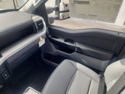 2025 Ford Super Duty F-450 DRW XL