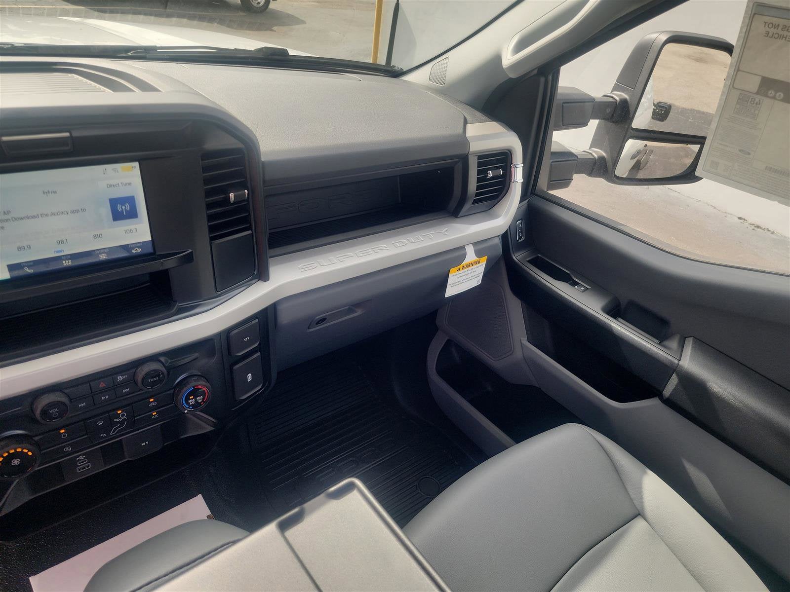 2025 Ford Super Duty F-450 DRW XL