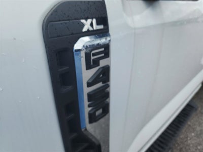 2024 Ford Super Duty F-450 DRW XL