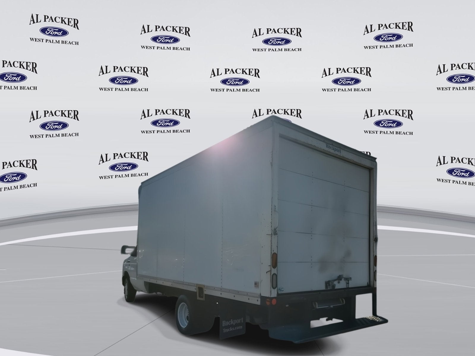 2016 Ford Econoline Commercial Cutaway Base