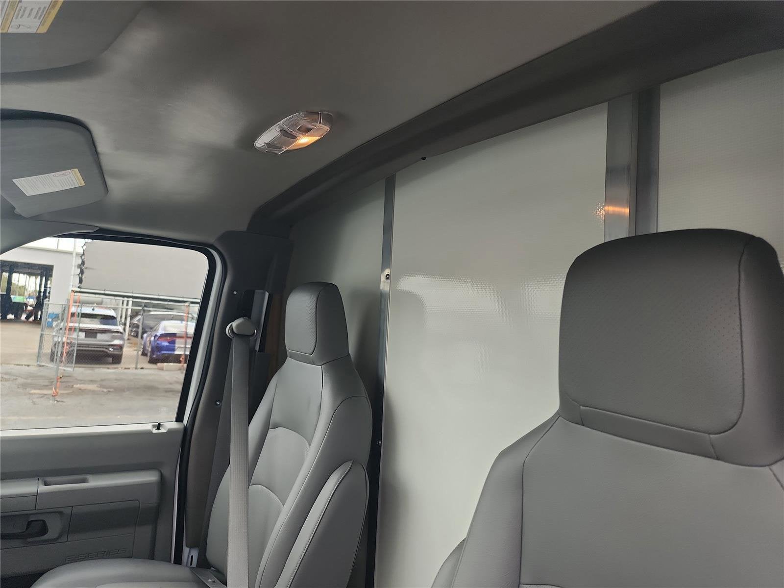 2026 Ford E-Series Cutaway Base