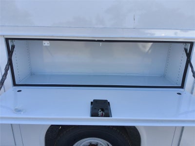 2026 Ford E-Series Cutaway Base